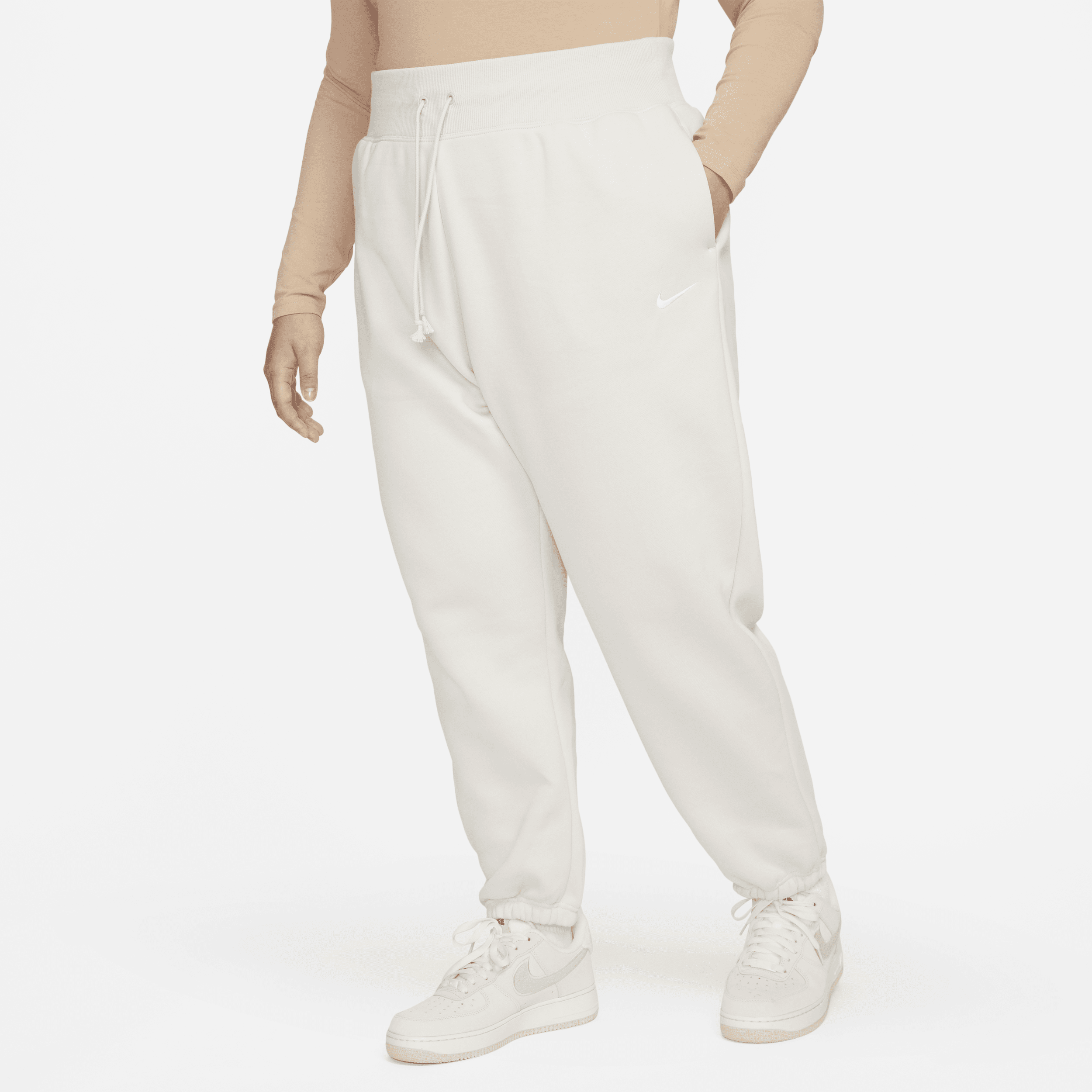 Overdimensionerede Nike Sportswear Phoenix Fleece-sweatpants med høj talje til kvinder (plus size) - brun