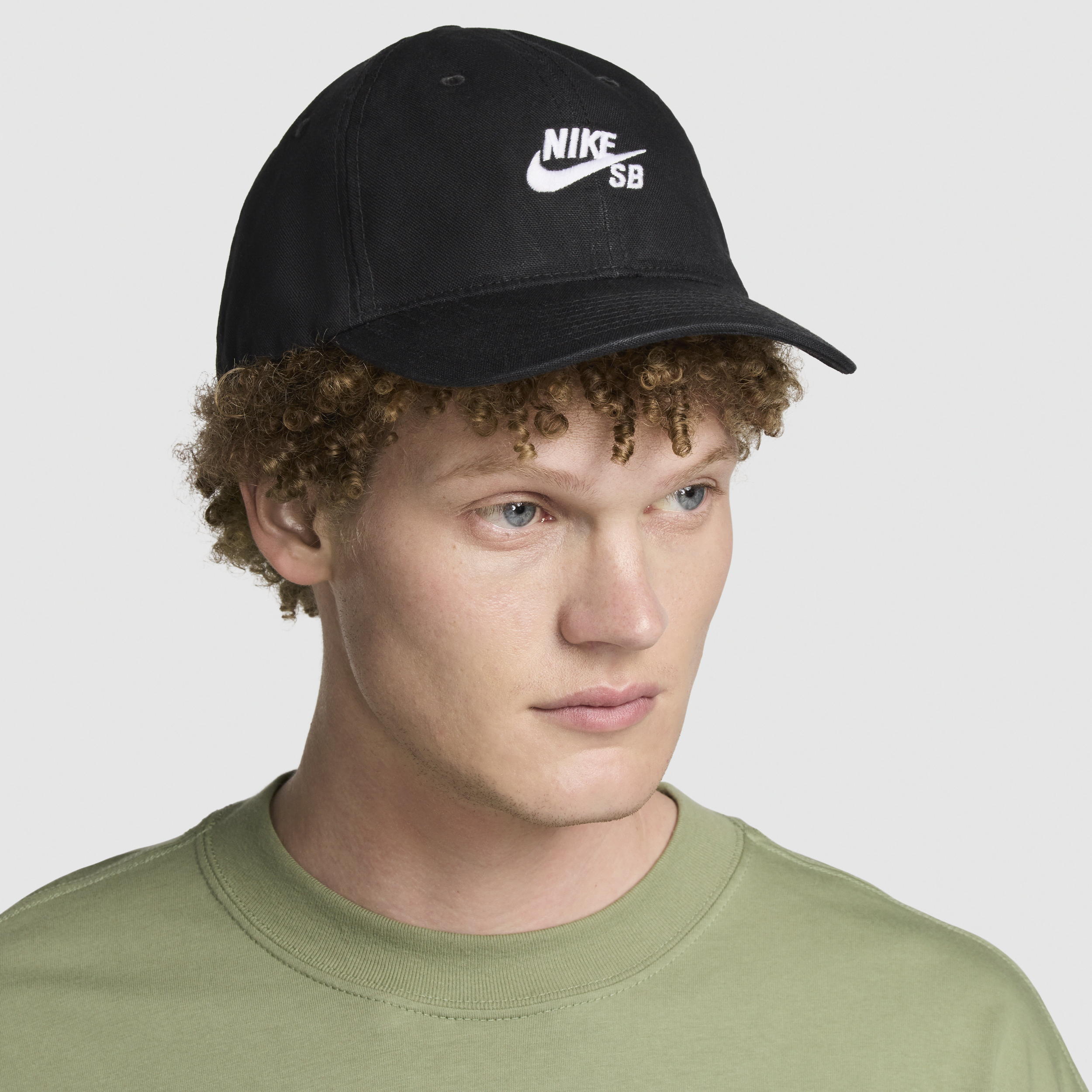【ナイキ(NIKE)公式ストア】ナイキ SB クラブ アンストラクチャード スケートボード キャップ HF7278-010 ブラック 【ナイキ(NIKE)公式ストア】ナイキ SB クラブ アンストラクチャード スケートボード キャップ HF7278-010 ブラック