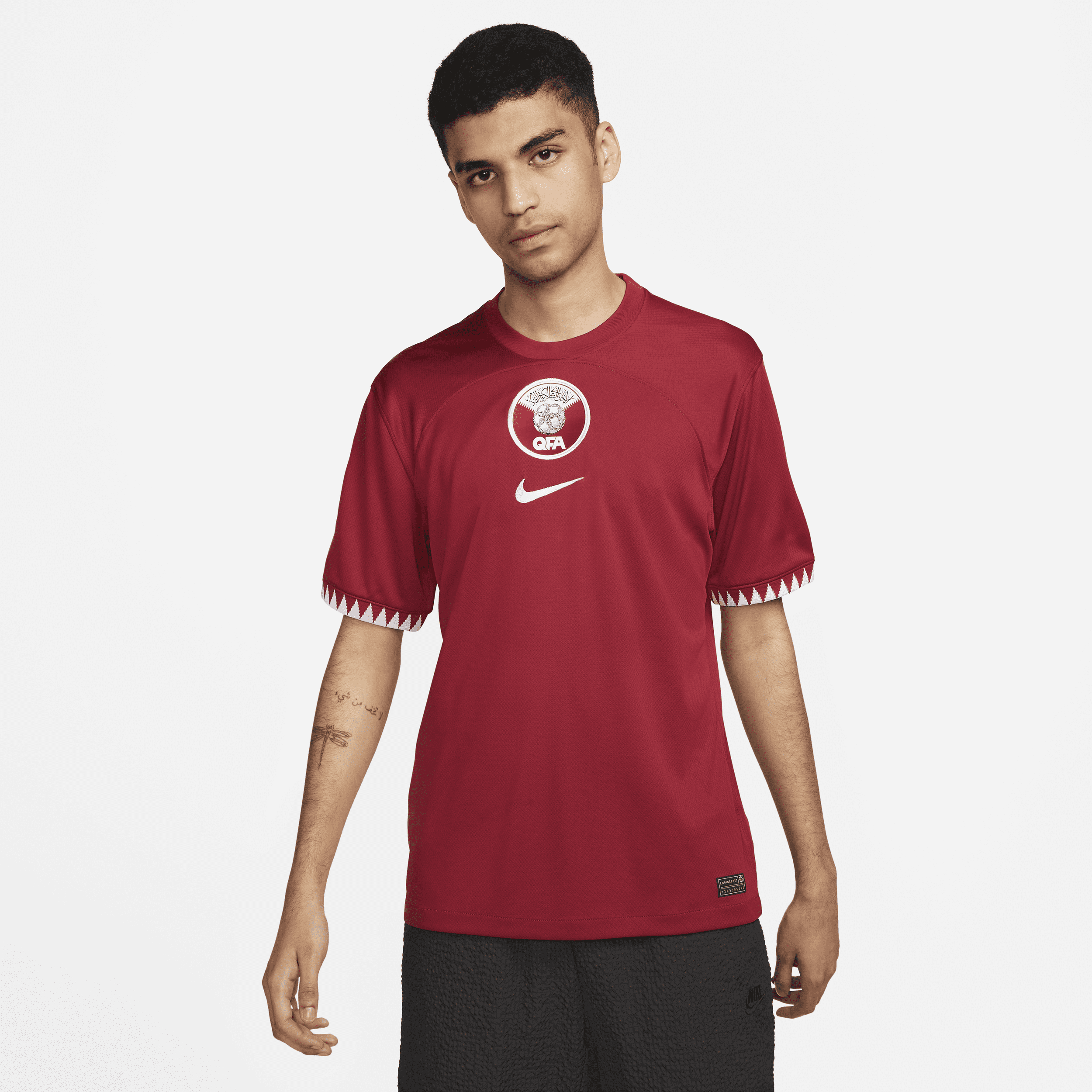 Qatar 2022/23 Stadium Thuis Nike Dri-FIT voetbalshirt voor heren - Rood
