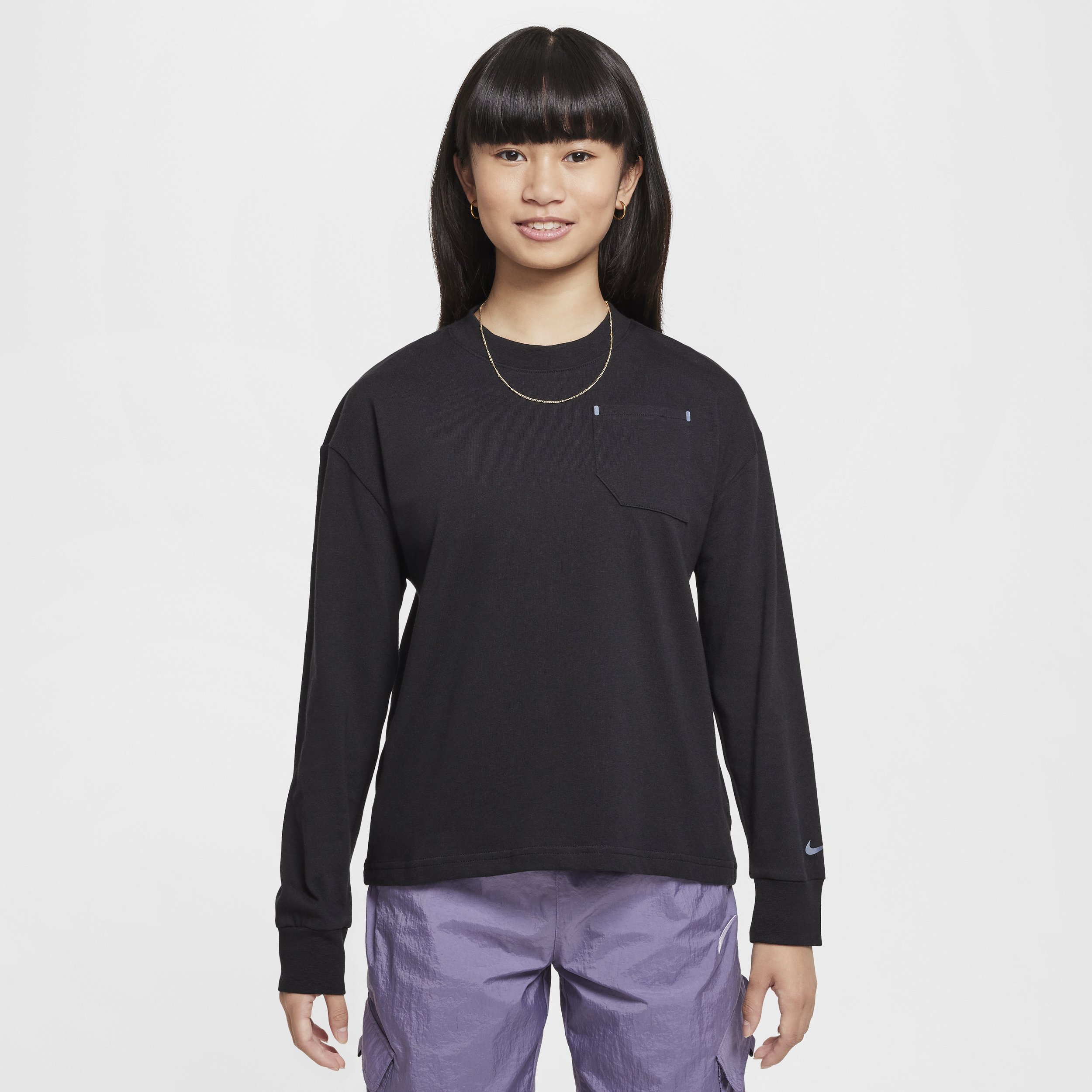 【ナイキ(NIKE)公式ストア】ナイキ スポーツウェア シティ ユーティリティ ジュニア ロングスリーブ トップ HF4205-010 ブラック 【ナイキ(NIKE)公式ストア】ナイキ スポーツウェア シティ ユーティリティ ジュニア ロングスリーブ トップ HF4205-010 ブラック