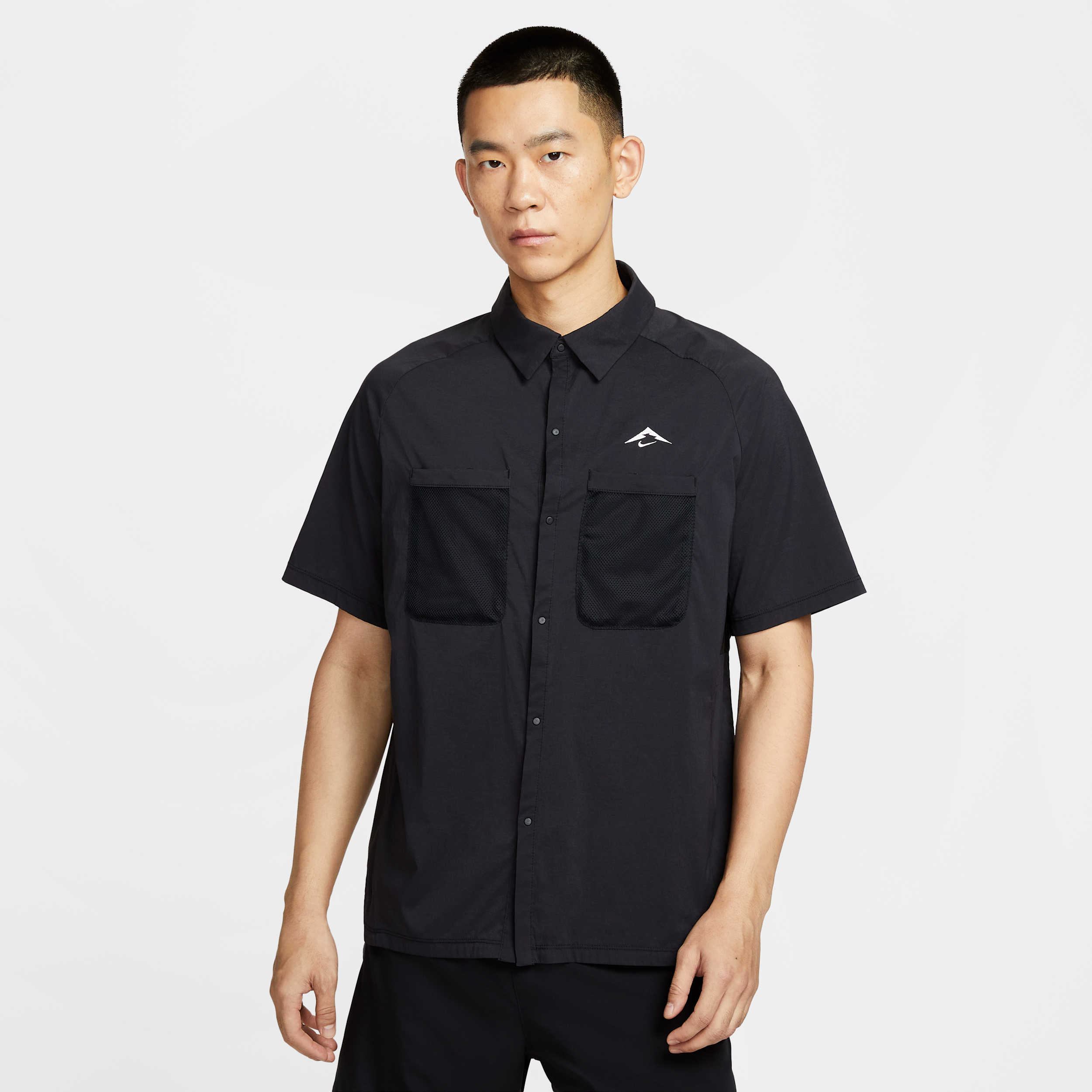 【ナイキ(NIKE)公式ストア】ナイキ トレイル メンズ Dri-FIT UV ランニング ボタンアップ シャツ HV2165-010 ブラック 【ナイキ(NIKE)公式ストア】ナイキ トレイル メンズ Dri-FIT UV ランニング ボタンアップ シャツ HV2165-010 ブラック