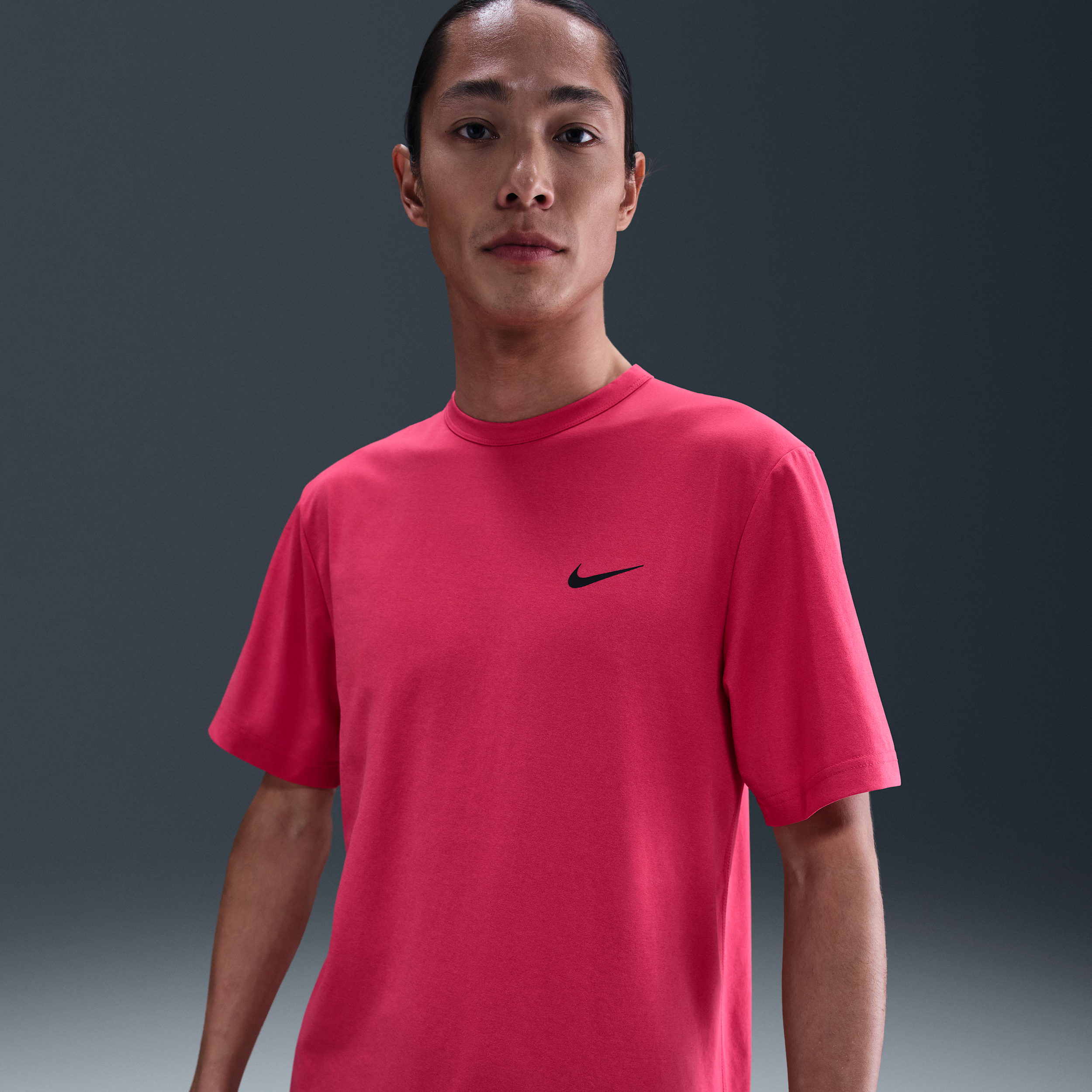【ナイキ(NIKE)公式ストア】ナイキ Dri-FIT UV ハイバース メンズ ショートスリーブ フィットネストップ DV9840-666 ピンク 【ナイキ(NIKE)公式ストア】ナイキ Dri-FIT UV ハイバース メンズ ショートスリーブ フィットネストップ DV9840-666 ピンク