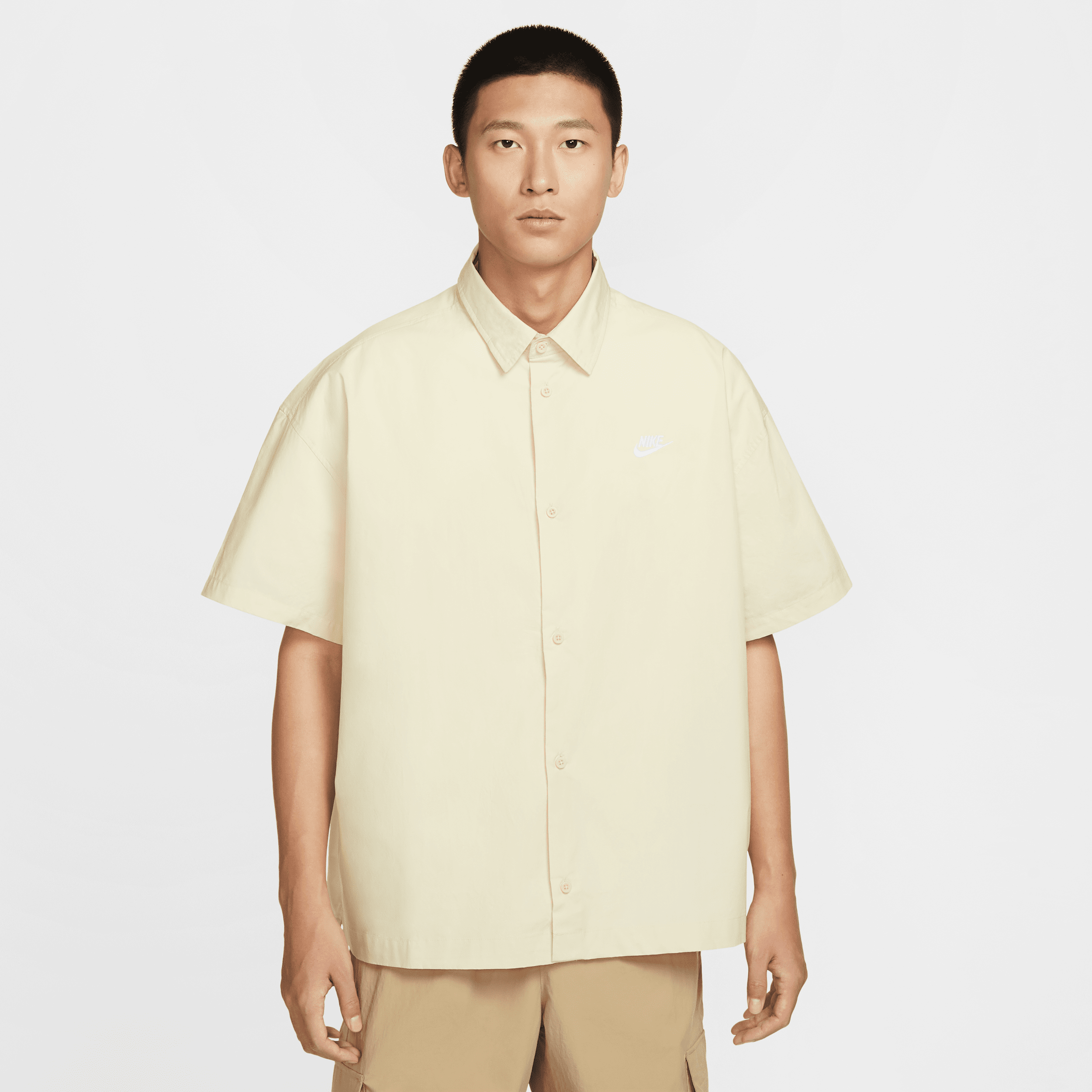 【ナイキ(NIKE)公式ストア】ナイキ クラブ メンズ ショートスリーブ ボタンダウン シャツ HJ2027-234 ブラウン 【ナイキ(NIKE)公式ストア】ナイキ クラブ メンズ ショートスリーブ ボタンダウン シャツ HJ2027-234 ブラウン