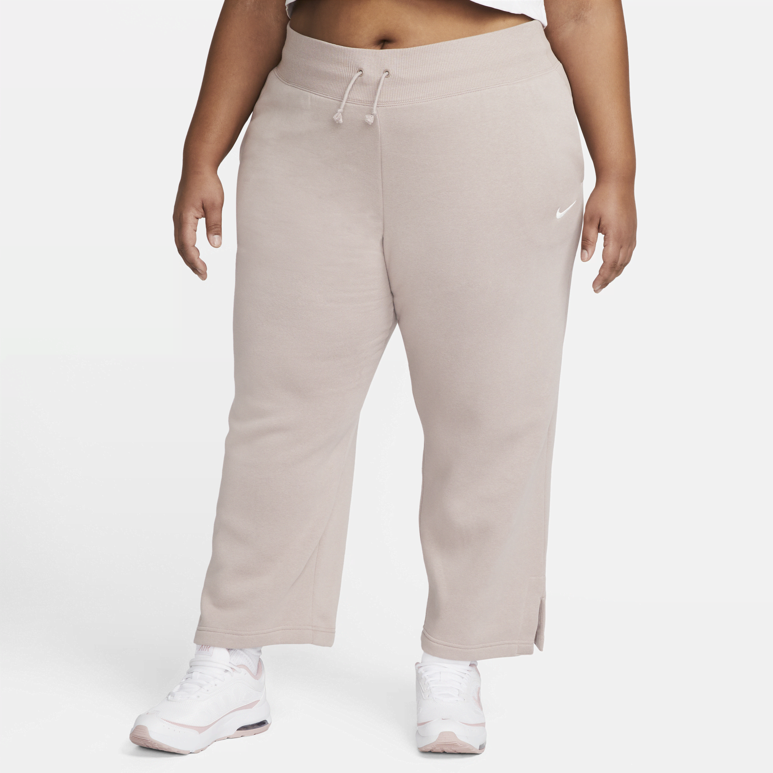 Nike Sportswear Phoenix Fleece-sweatpants med høj talje og brede ben til kvinder (plus size) - brun