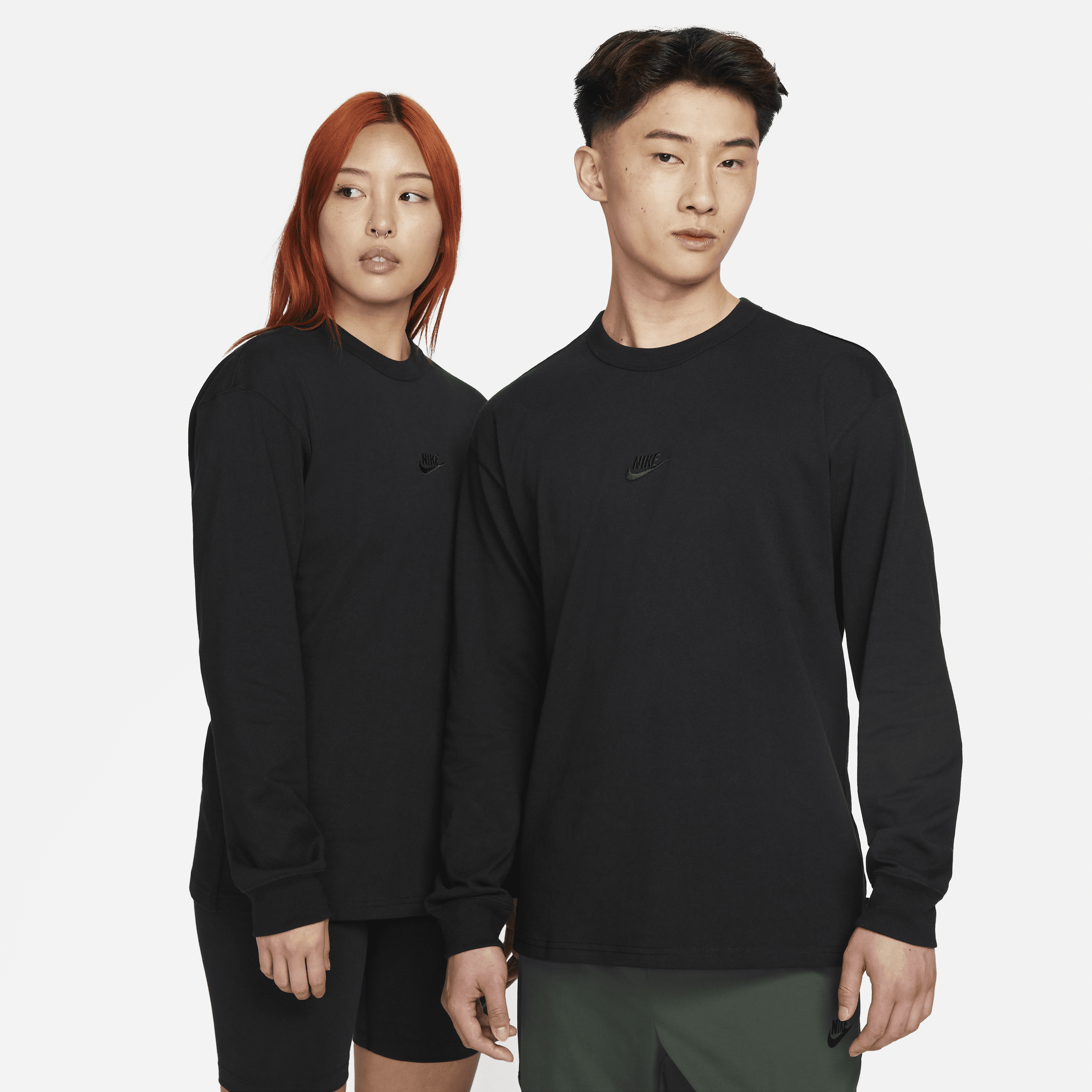 【ナイキ(NIKE)公式ストア】ナイキ スポーツウェア プレミアム エッセンシャル メンズ ロングスリーブ Tシャツ DO7391-010 ブラック 【ナイキ(NIKE)公式ストア】ナイキ スポーツウェア プレミアム エッセンシャル メンズ ロングスリーブ Tシャツ DO7391-010 ブラック