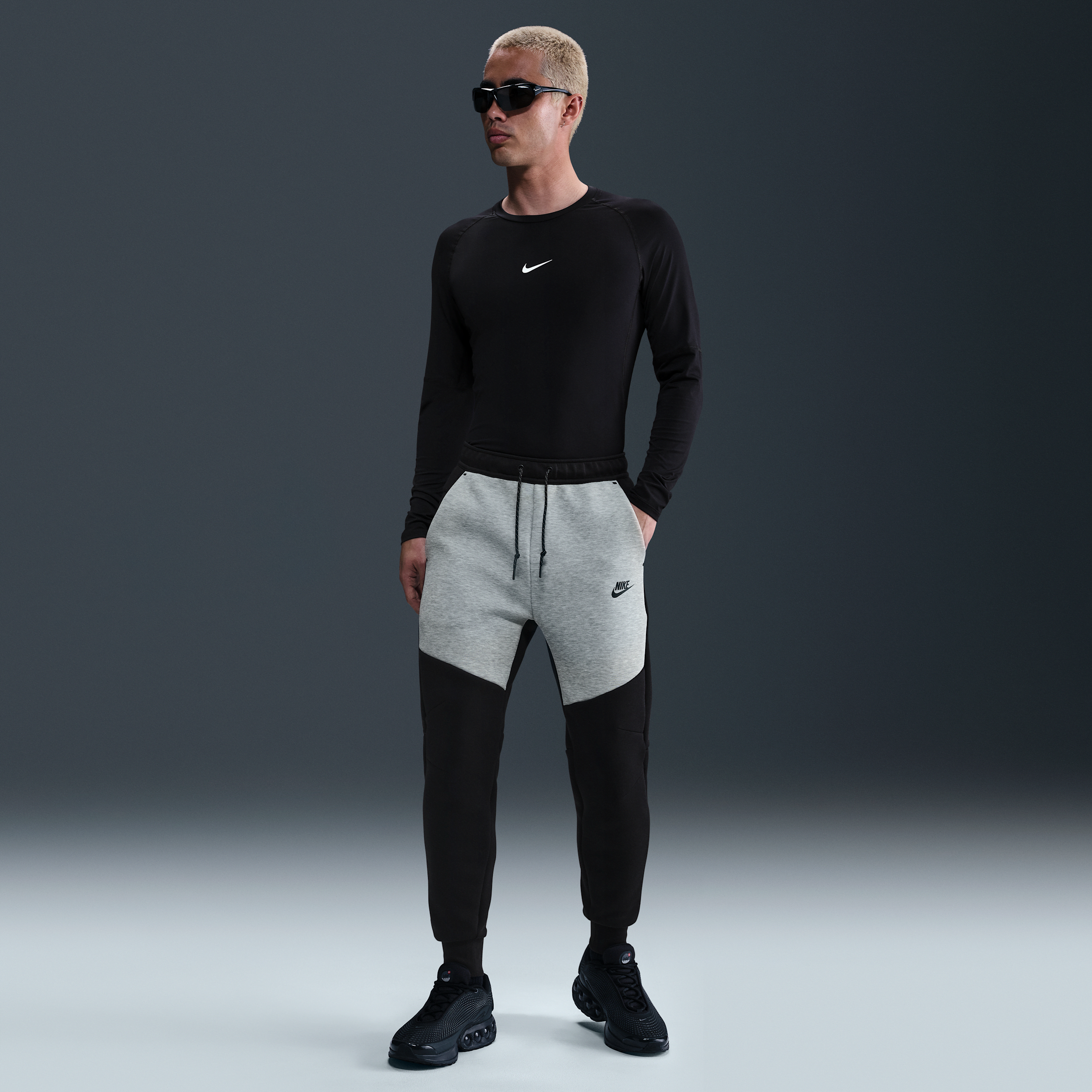 【ナイキ(NIKE)公式ストア】ナイキ テック メンズ フリース ジョガー HV0960-011 ブラック 【ナイキ(NIKE)公式ストア】ナイキ テック メンズ フリース ジョガー HV0960-011 ブラック
