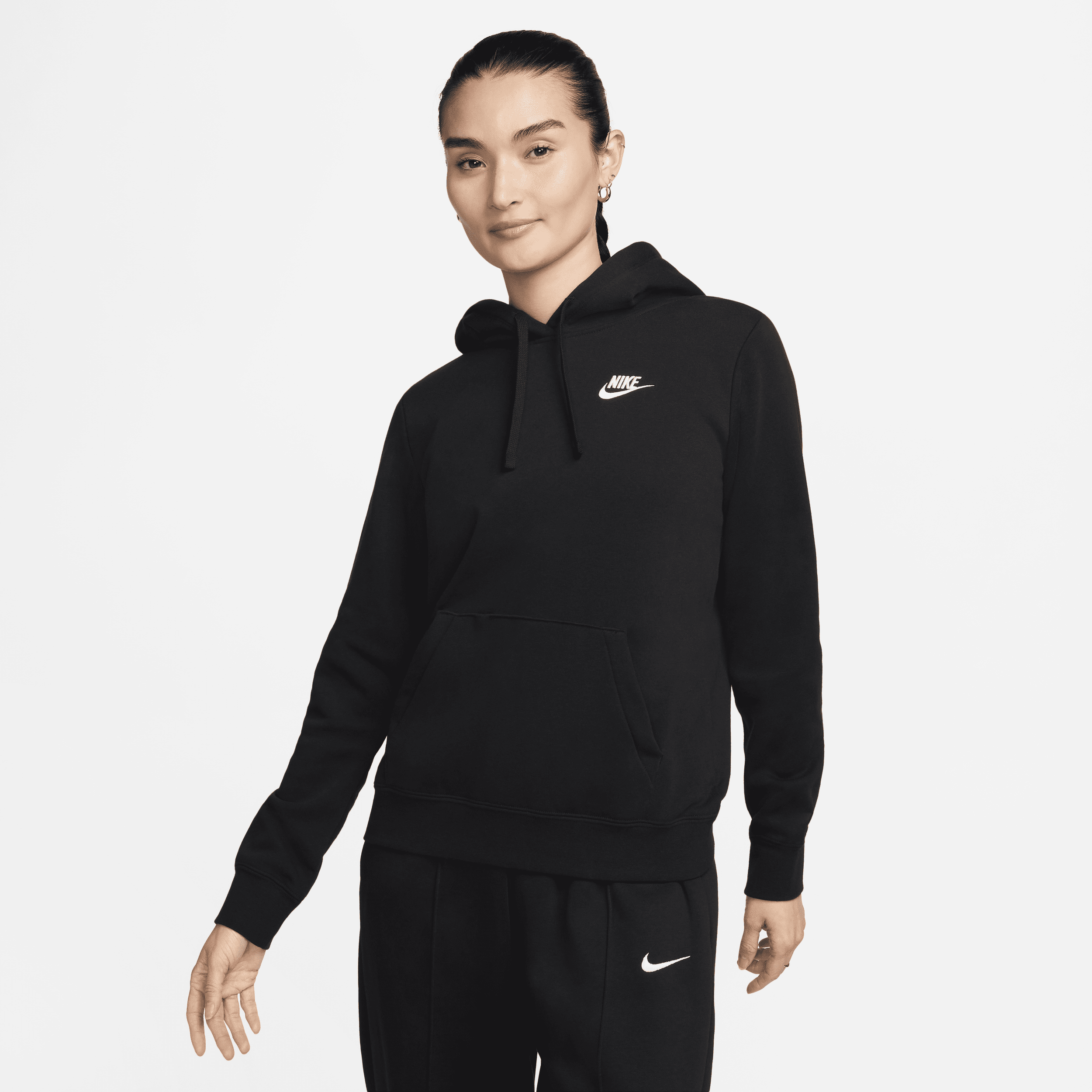 【ナイキ(NIKE)公式ストア】ナイキ スポーツウェア クラブ フリース ウィメンズ プルオーバー パーカー DQ5794-010 ブラック 【ナイキ(NIKE)公式ストア】ナイキ スポーツウェア クラブ フリース ウィメンズ プルオーバー パーカー DQ5794-010 ブラック