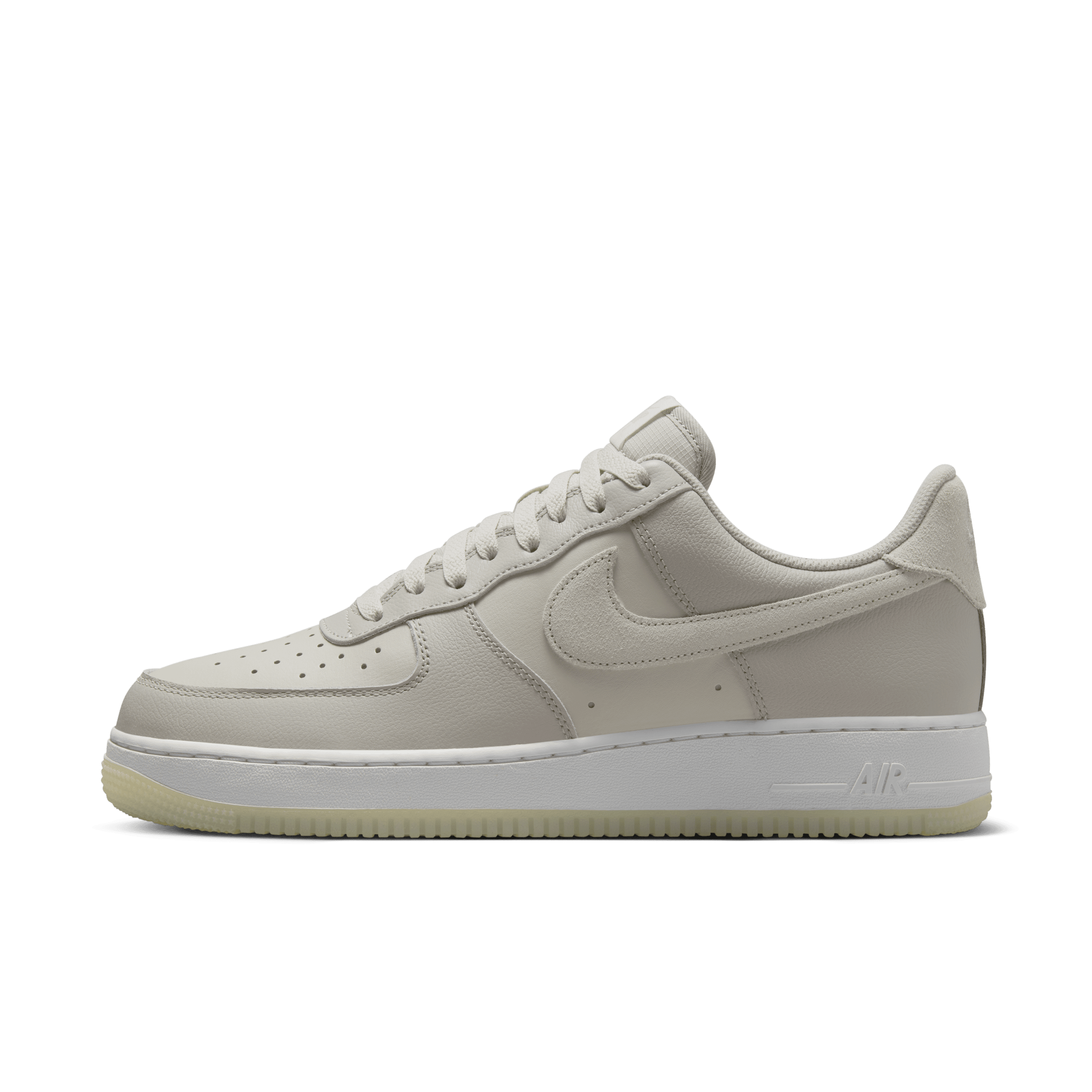 【ナイキ(NIKE)公式ストア】ナイキ エア フォース 1 '07 LV8 メンズシューズ FN5832-001 グレー 【ナイキ(NIKE)公式ストア】ナイキ エア フォース 1 '07 LV8 メンズシューズ FN5832-001 グレー