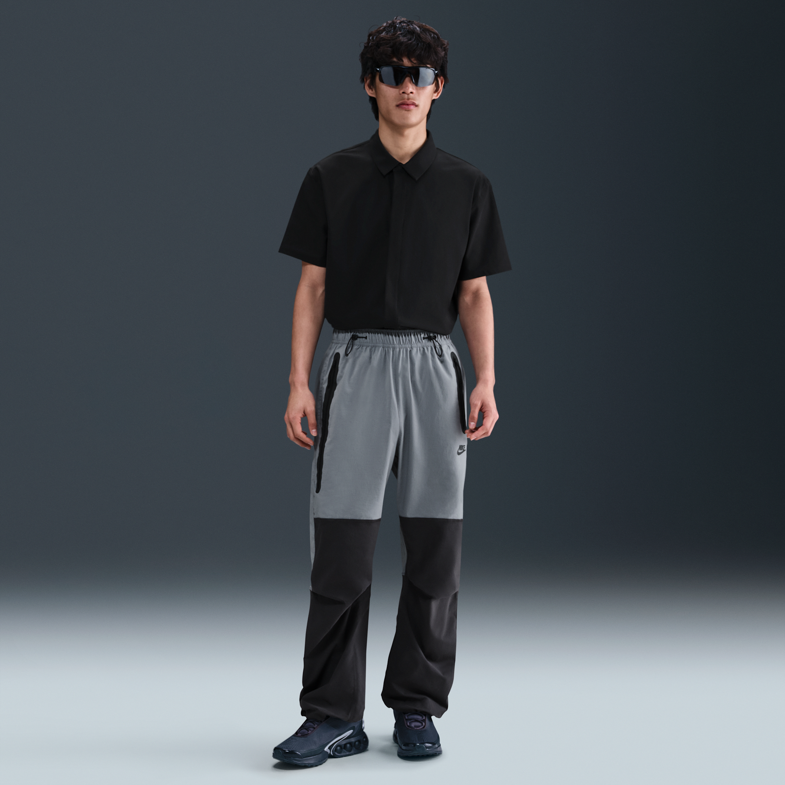 【ナイキ(NIKE)公式ストア】ナイキ テック メンズ ウーブン オープンヘム パンツ HM7159-065 グレー 【ナイキ(NIKE)公式ストア】ナイキ テック メンズ ウーブン オープンヘム パンツ HM7159-065 グレー