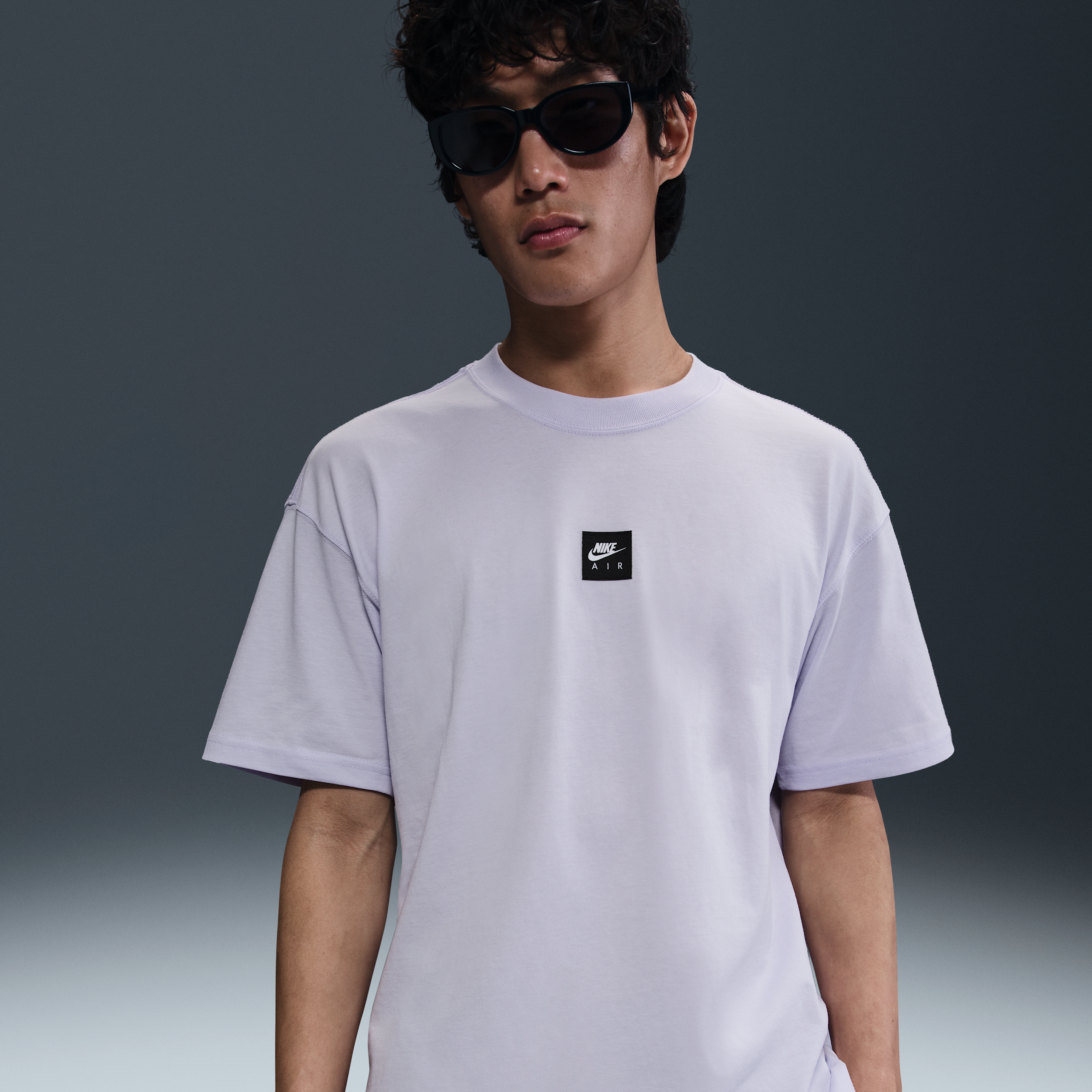【ナイキ(NIKE)公式ストア】ナイキ スポーツウェア マックス90 Tシャツ HJ0727-538 パープル 【ナイキ(NIKE)公式ストア】ナイキ スポーツウェア マックス90 Tシャツ HJ0727-538 パープル