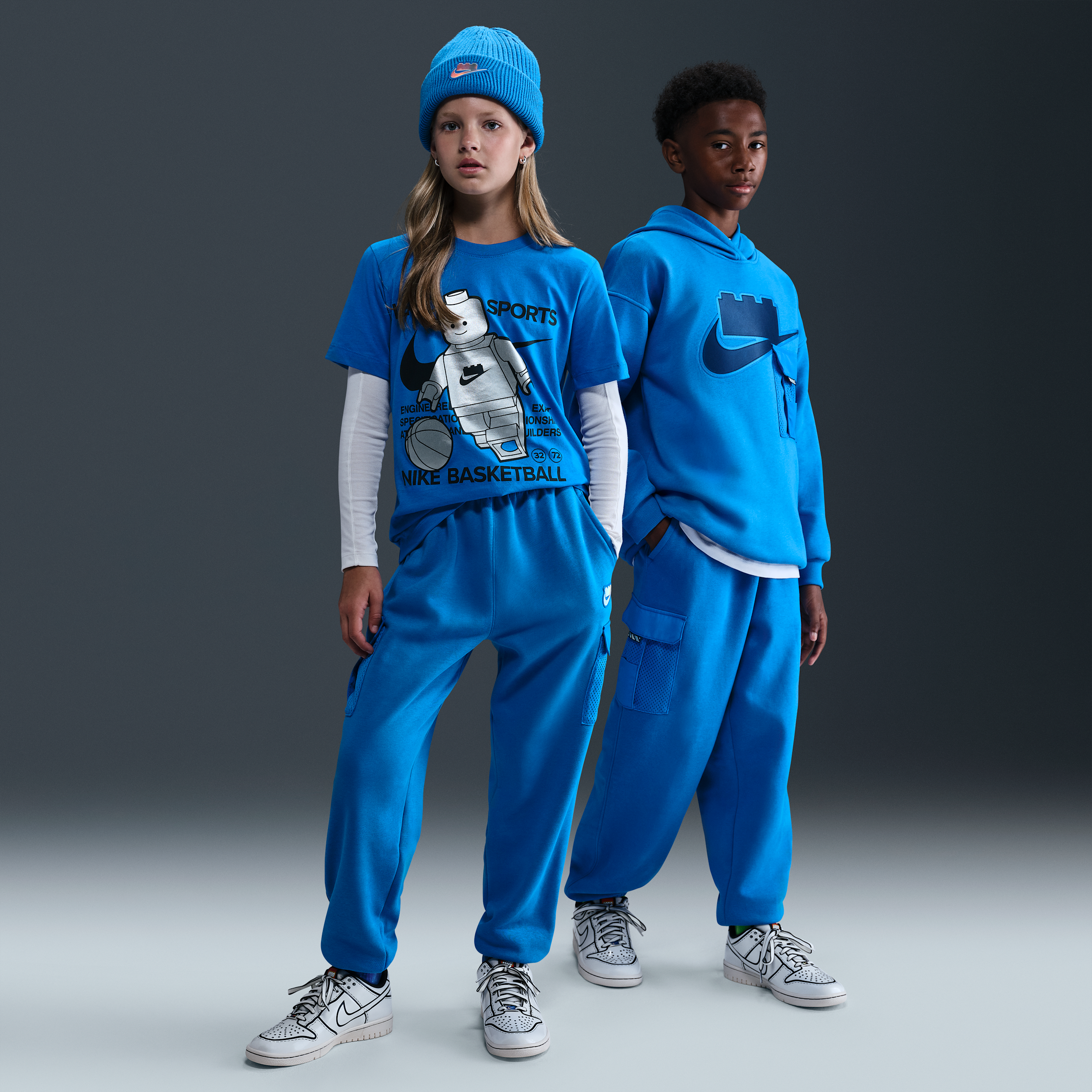 【ナイキ(NIKE)公式ストア】Nike x LEGO® コレクション ジュニア カーゴ パンツ HV6731-470 ブルー 【ナイキ(NIKE)公式ストア】Nike x LEGO® コレクション ジュニア カーゴ パンツ HV6731-470 ブルー