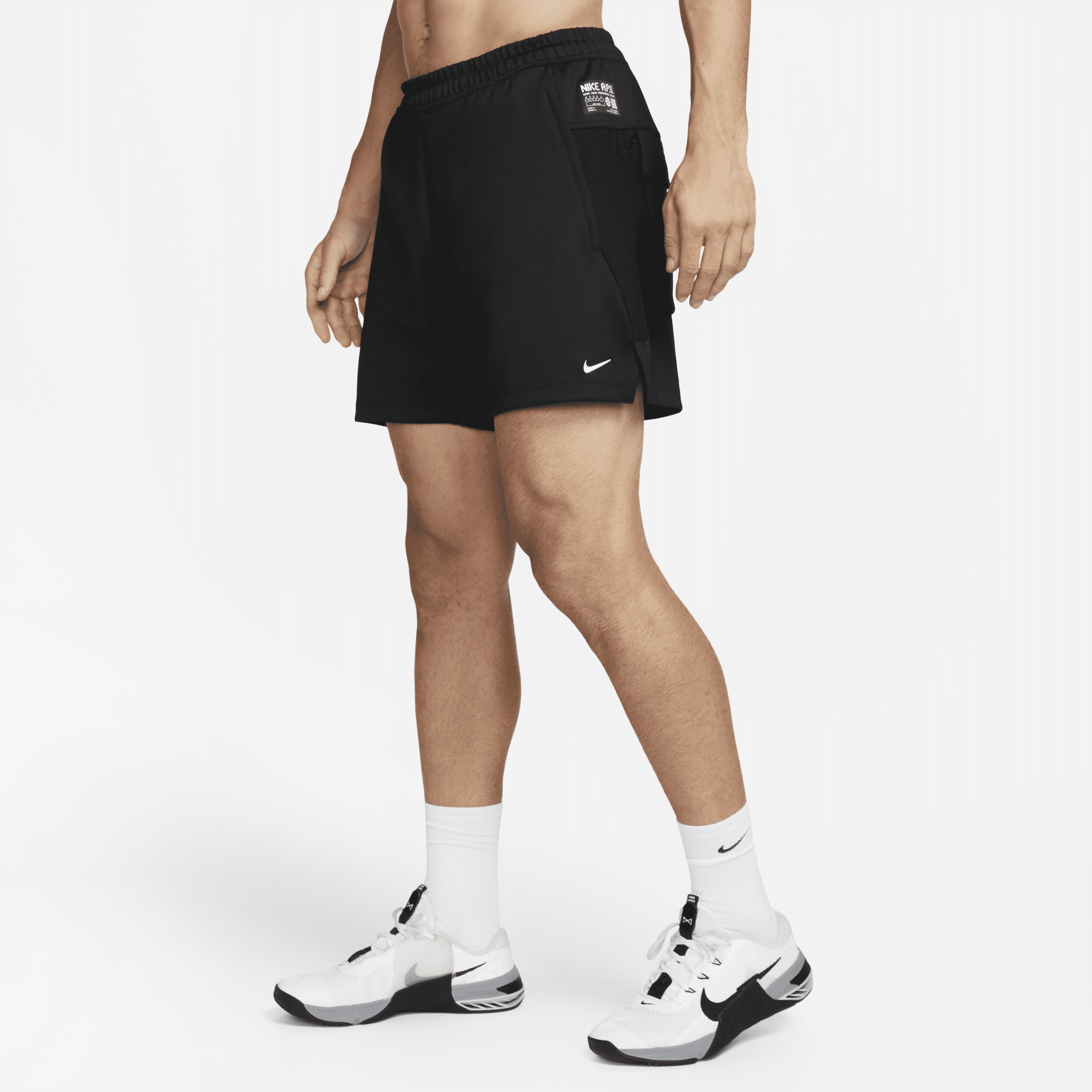 Nike Dri-FIT ADV A.P.S. Alsidige shorts (15 cm) uden for til mænd - sort