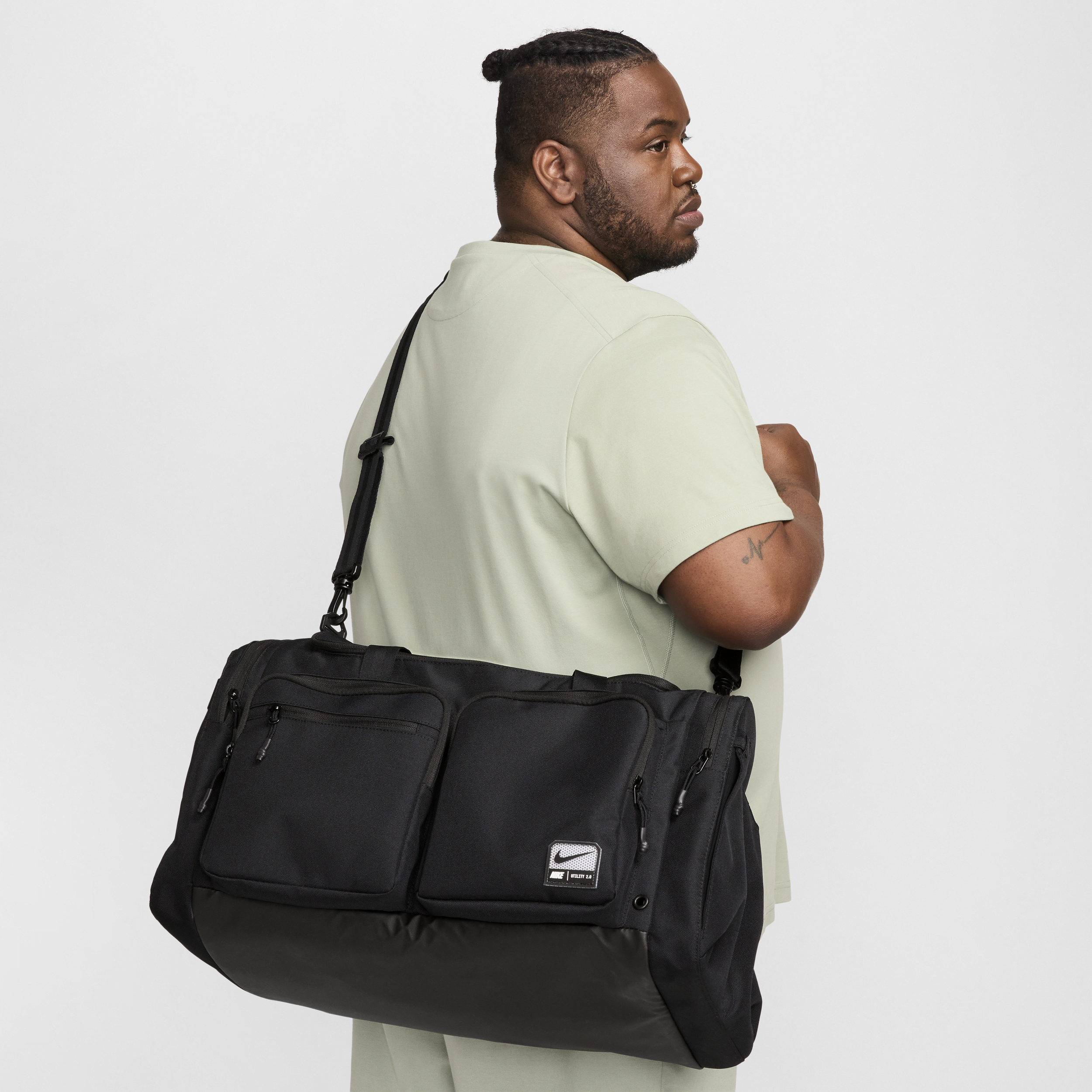 【ナイキ(NIKE)公式ストア】ナイキ ユーティリティ パワー 2.0 ダッフルバッグ (ミディアム、51L) FN4208-010 ブラック 【ナイキ(NIKE)公式ストア】ナイキ ユーティリティ パワー 2.0 ダッフルバッグ (ミディアム、51L) FN4208-010 ブラック