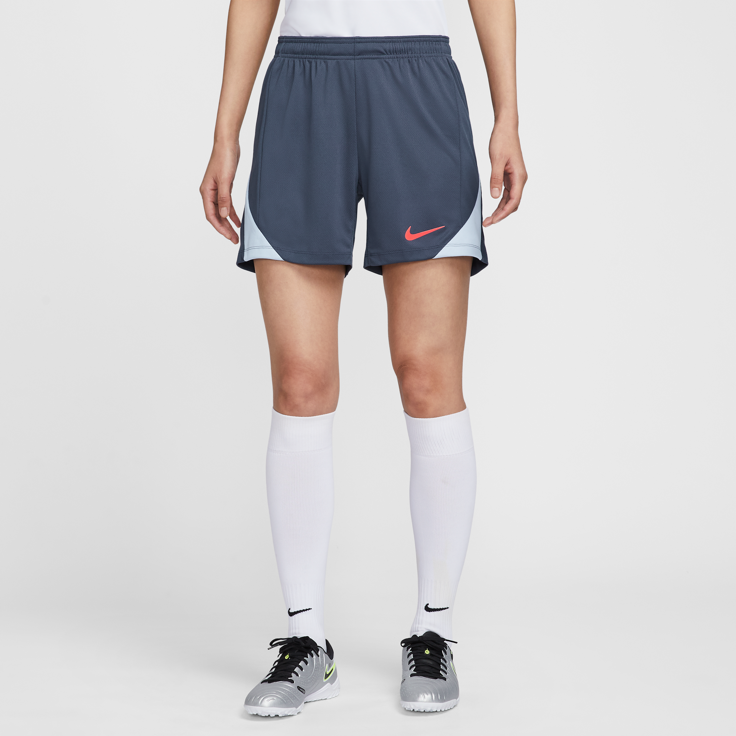 【ナイキ(NIKE)公式ストア】ナイキ ストライク ウィメンズ Dri-FIT サッカーショートパンツ FN5023-437 ブルー 【ナイキ(NIKE)公式ストア】ナイキ ストライク ウィメンズ Dri-FIT サッカーショートパンツ FN5023-437 ブルー