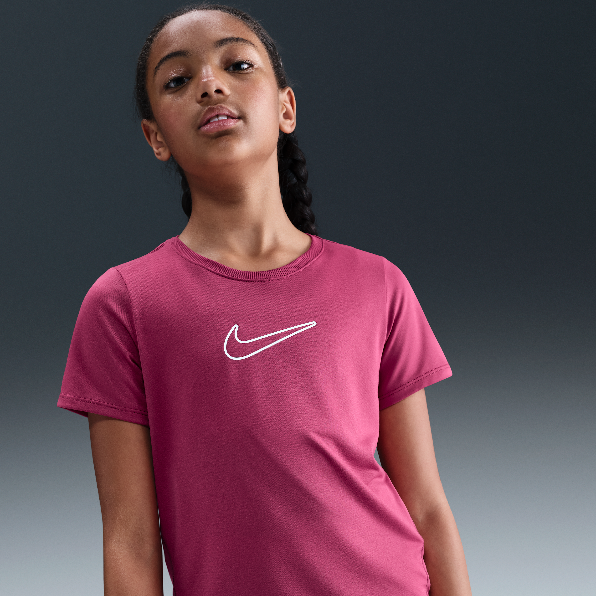 【ナイキ(NIKE)公式ストア】ナイキ ワン フィッテド ジュニア (ガールズ) Dri-FIT ショートスリーブ トップ FZ5600-634 パープル 【ナイキ(NIKE)公式ストア】ナイキ ワン フィッテド ジュニア (ガールズ) Dri-FIT ショートスリーブ トップ FZ5600-634 パープル