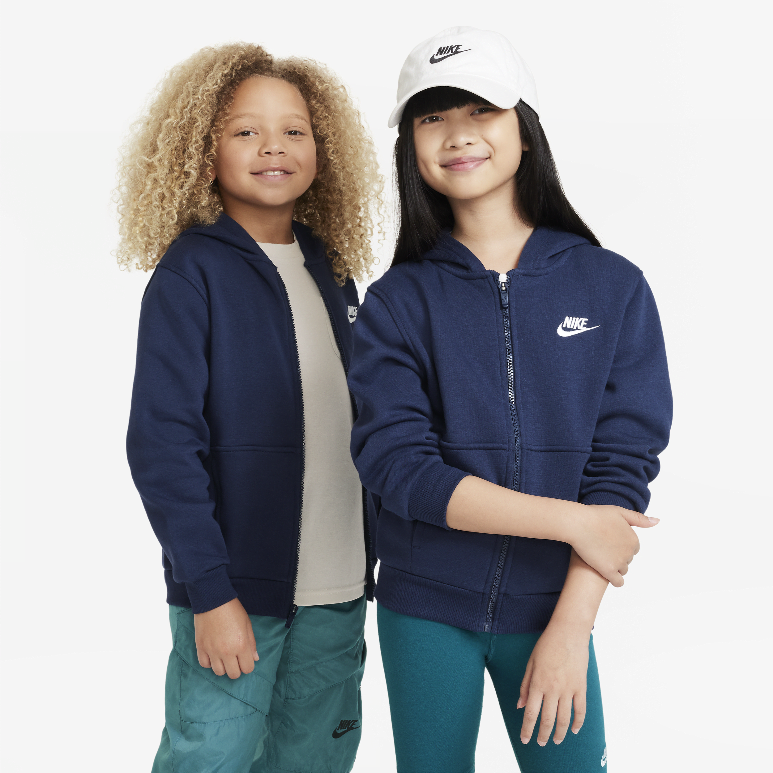 Nike Sportswear Club Fleece-hættetrøje med fuld lynlås til større børn - blå