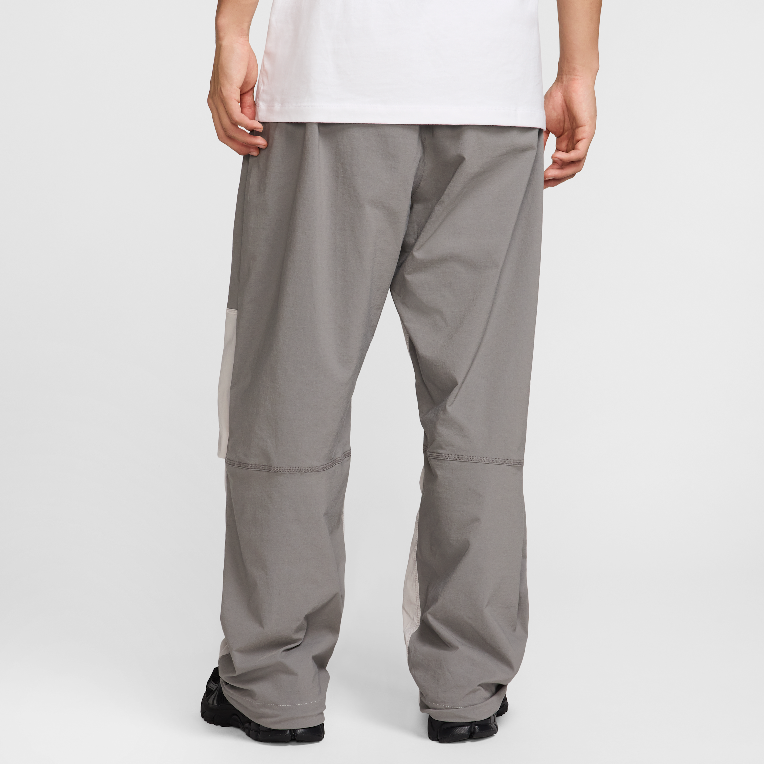 Nike Tech Men's Woven Oversized Trousers - Grey | HM7158-014