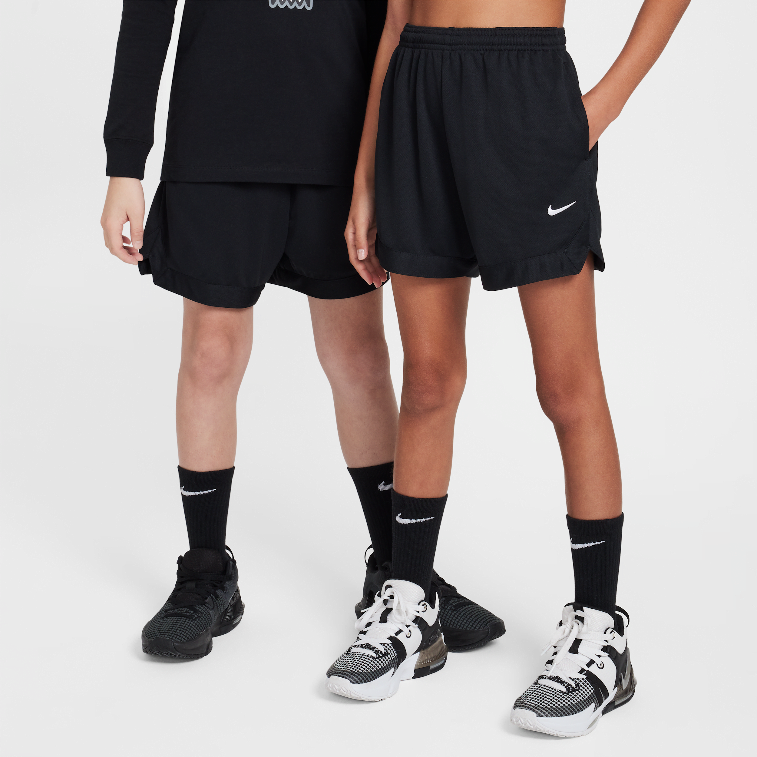 【ナイキ(NIKE)公式ストア】ナイキ コート ジュニア Dri-FIT 13cm バスケットボールショートパンツ HJ0565-010 ブラック 【ナイキ(NIKE)公式ストア】ナイキ コート ジュニア Dri-FIT 13cm バスケットボールショートパンツ HJ0565-010 ブラック