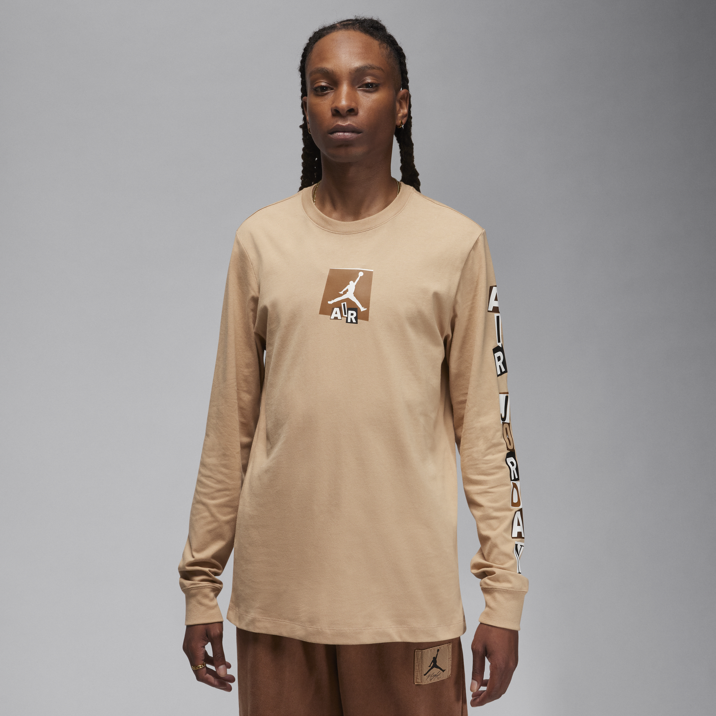 Nike T-shirt a manica lunga con grafica Jordan Brand – Uomo - Marrone