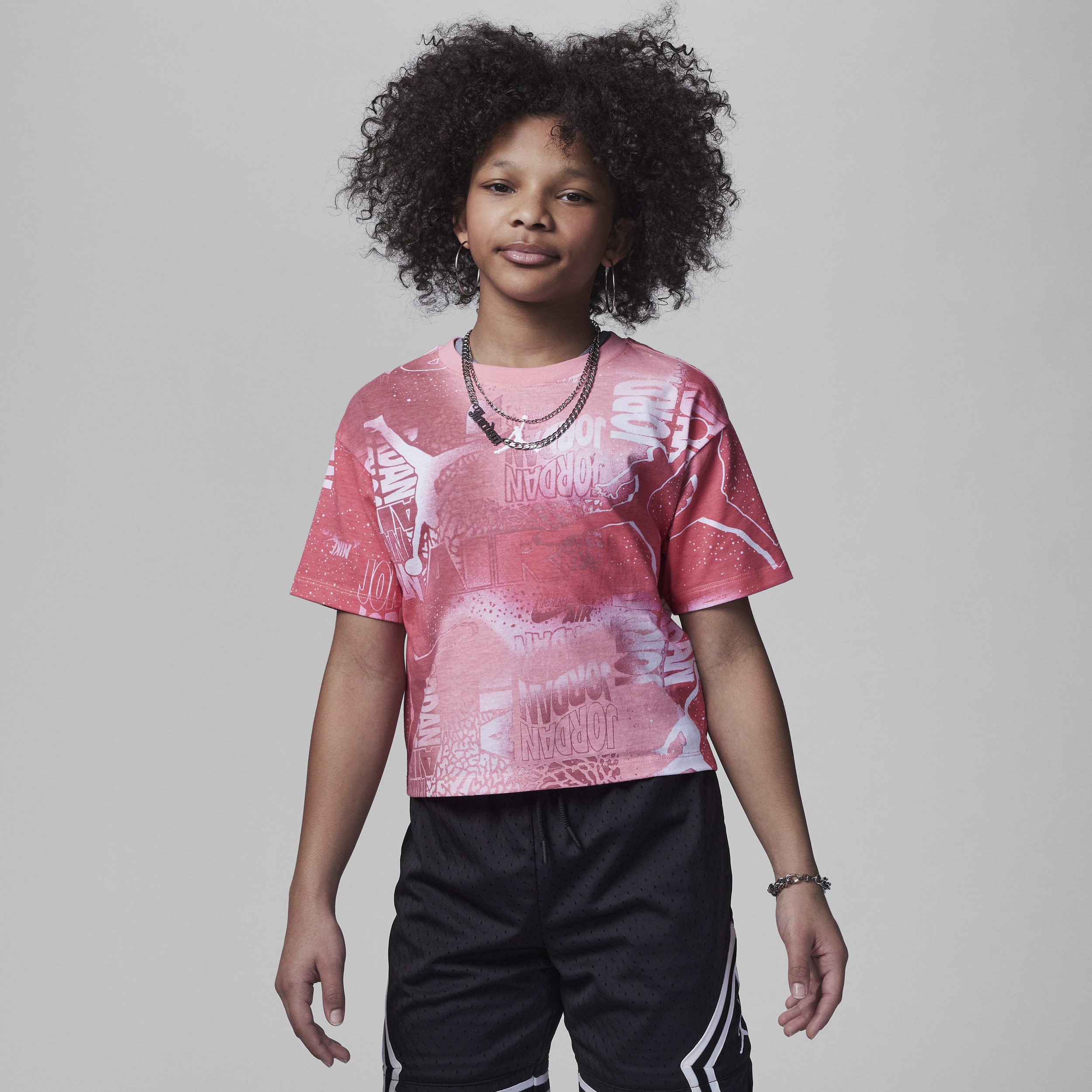 Jordan Essentials New Wave-T-shirt med heldækkende print til større børn (piger) - Pink