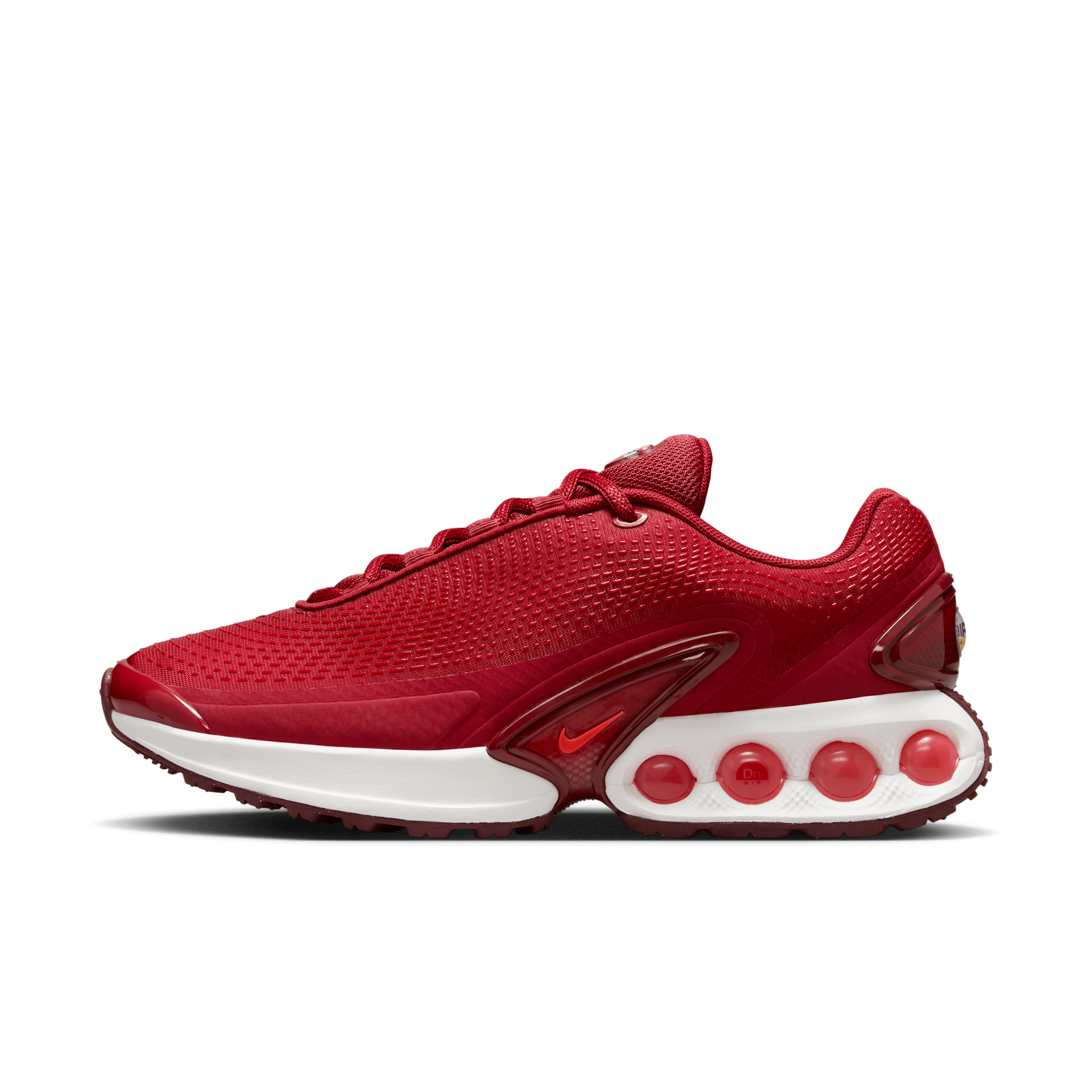 【ナイキ(NIKE)公式ストア】ナイキ エア マックス Dn ウィメンズシューズ HM0747-600 レッド 【ナイキ(NIKE)公式ストア】ナイキ エア マックス Dn ウィメンズシューズ HM0747-600 レッド