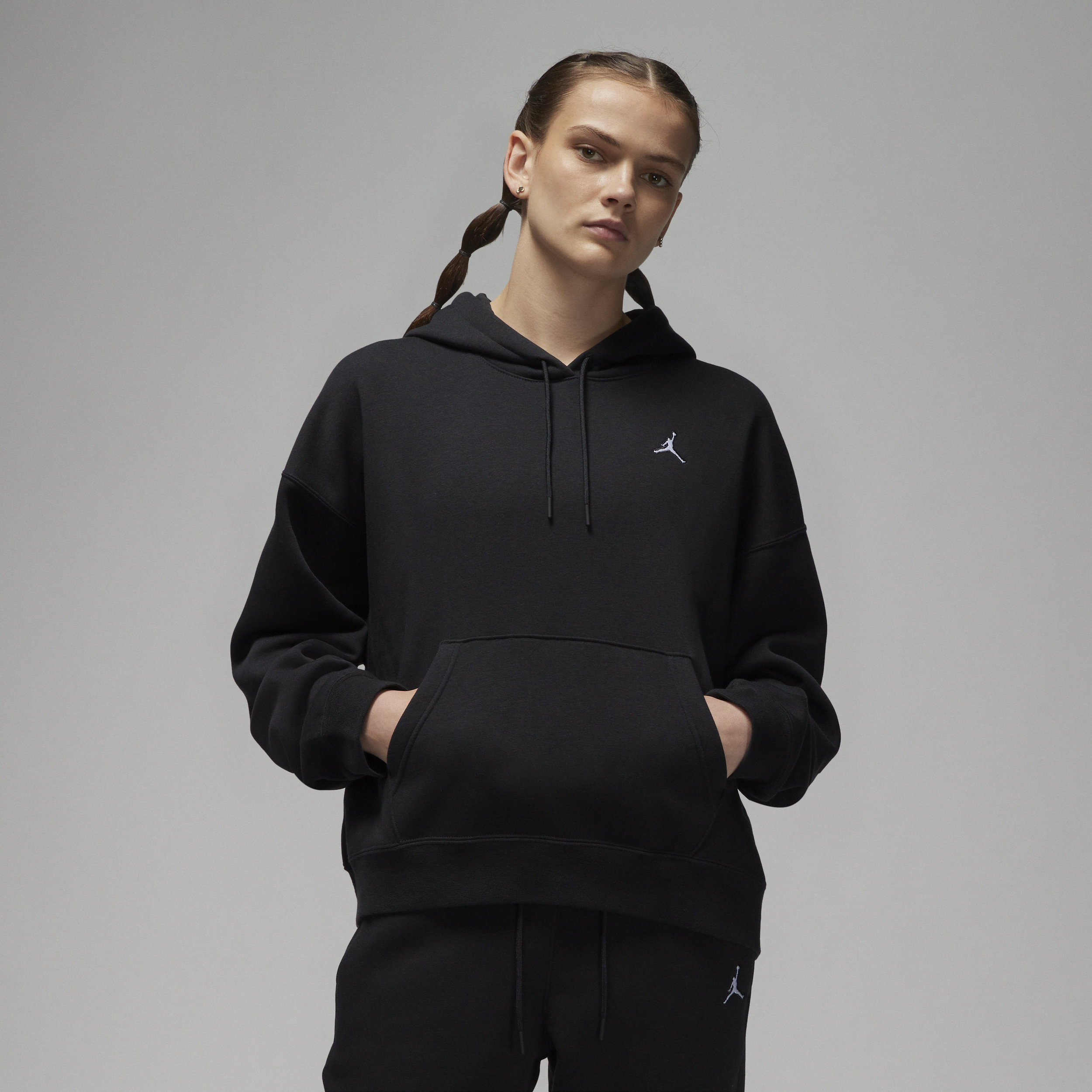 Nike Felpa pullover in fleece con cappuccio Jordan Brooklyn – Donna - Nero
