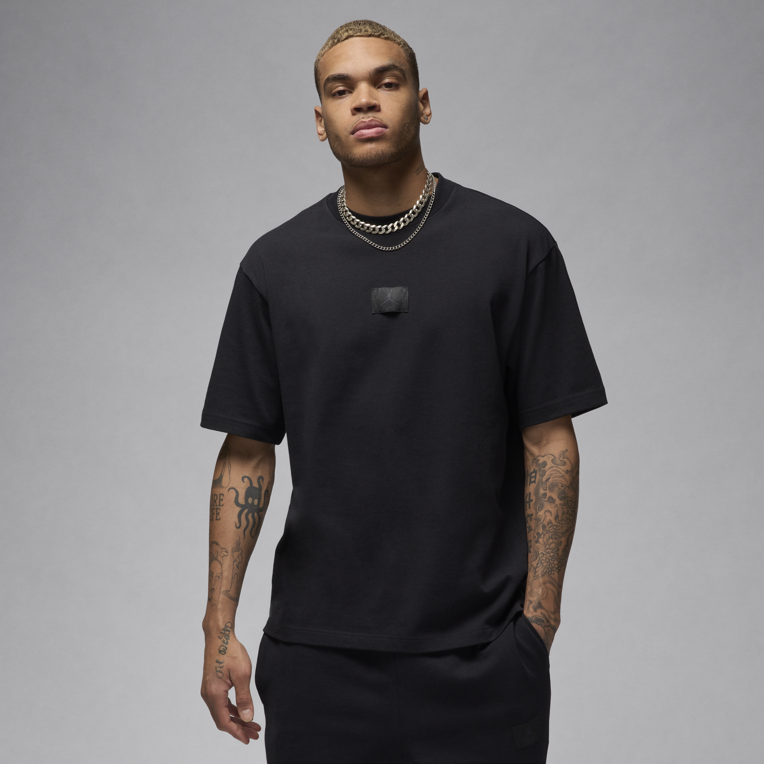 【ナイキ(NIKE)公式ストア】ジョーダン フライト エッセンシャル 85 メンズ Tシャツ FZ1912-010 ブラック 【ナイキ(NIKE)公式ストア】ジョーダン フライト エッセンシャル 85 メンズ Tシャツ FZ1912-010 ブラック