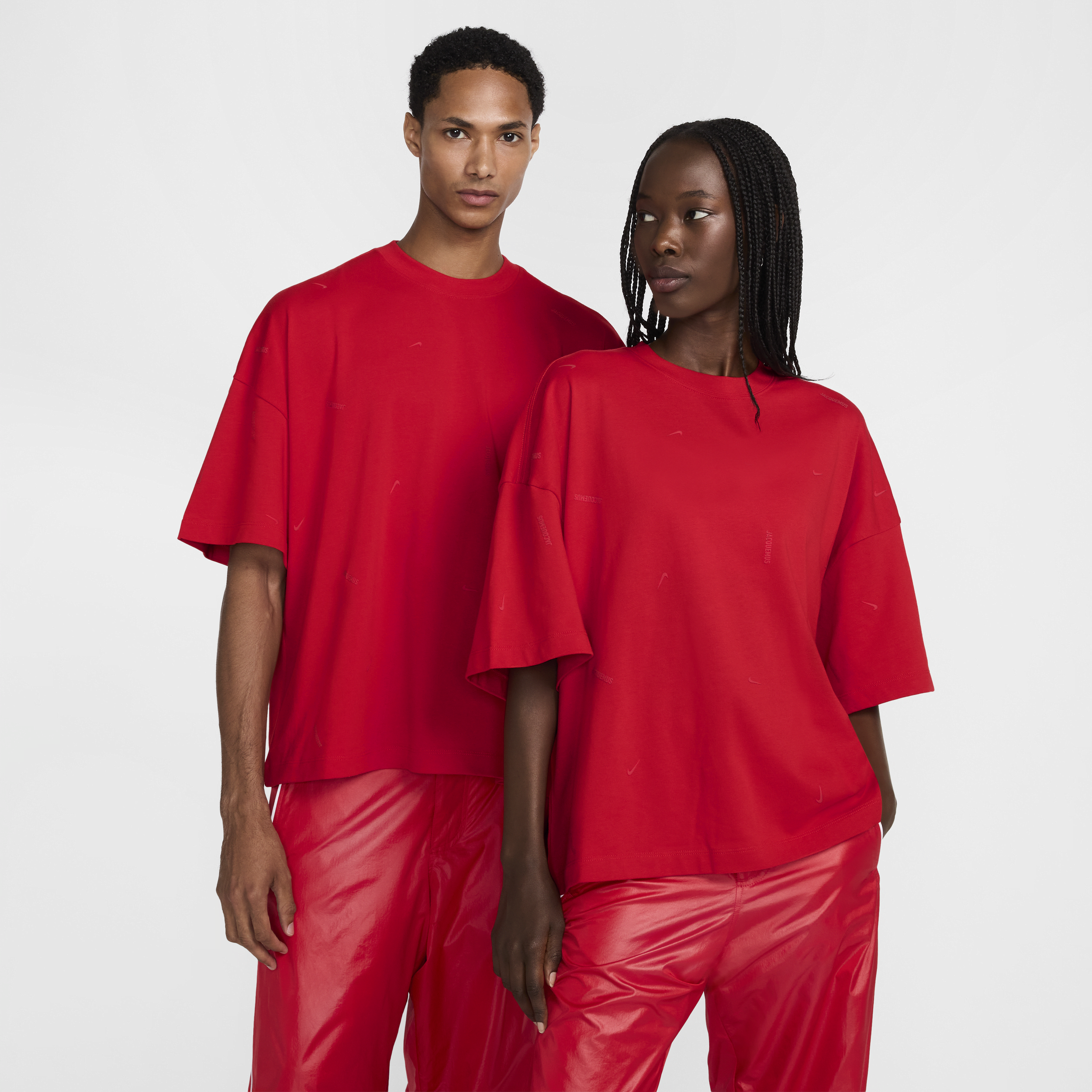 【ナイキ(NIKE)公式ストア】ナイキ x ジャックムス ショートスリーブ Tシャツ HF7112-611 レッド 【ナイキ(NIKE)公式ストア】ナイキ x ジャックムス ショートスリーブ Tシャツ HF7112-611 レッド