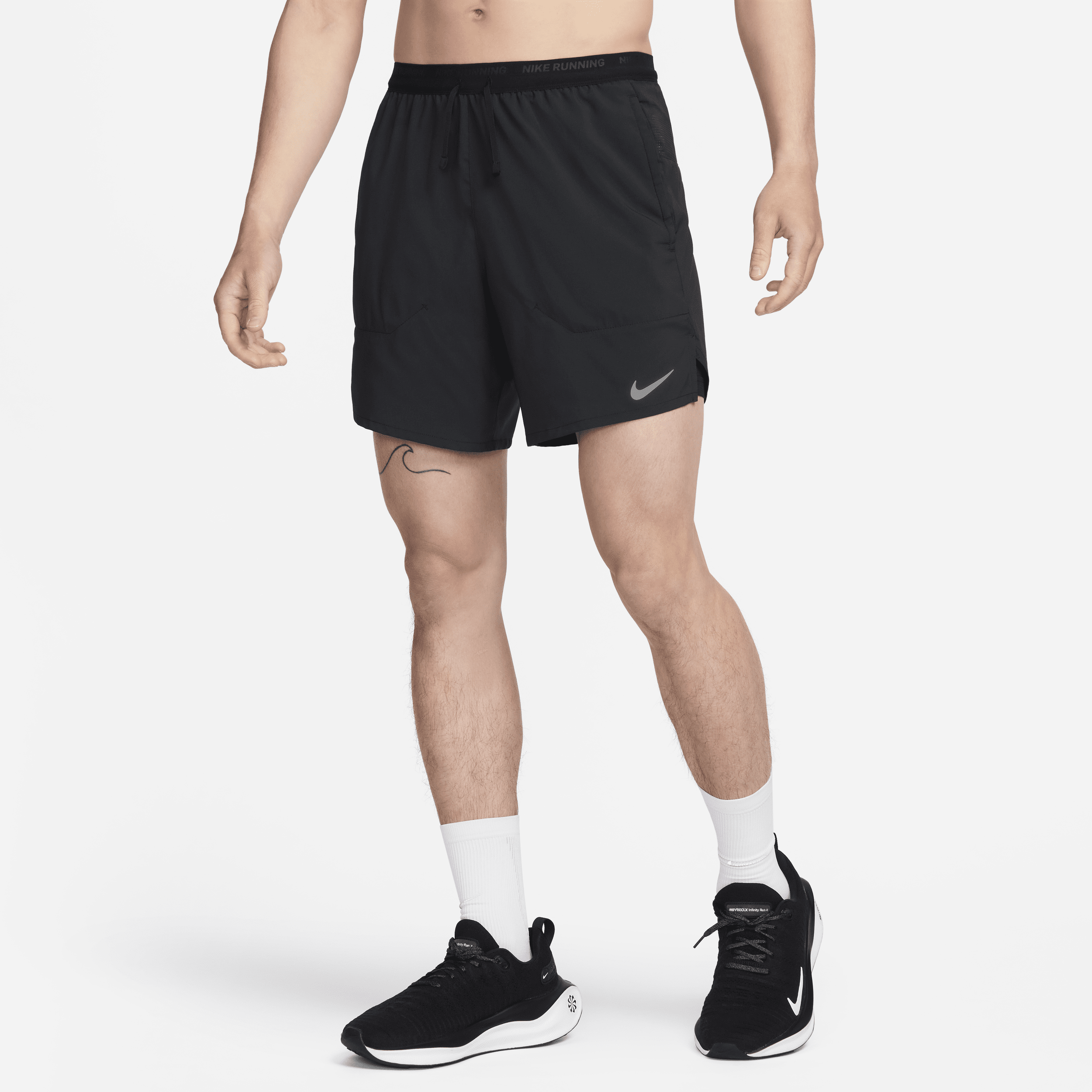 【ナイキ(NIKE)公式ストア】ナイキ Dri-FIT ストライド メンズ 18cm 2イン1 ランニングショートパンツ DM4760-010 ブラック 【ナイキ(NIKE)公式ストア】ナイキ Dri-FIT ストライド メンズ 18cm 2イン1 ランニングショートパンツ DM4760-010 ブラック