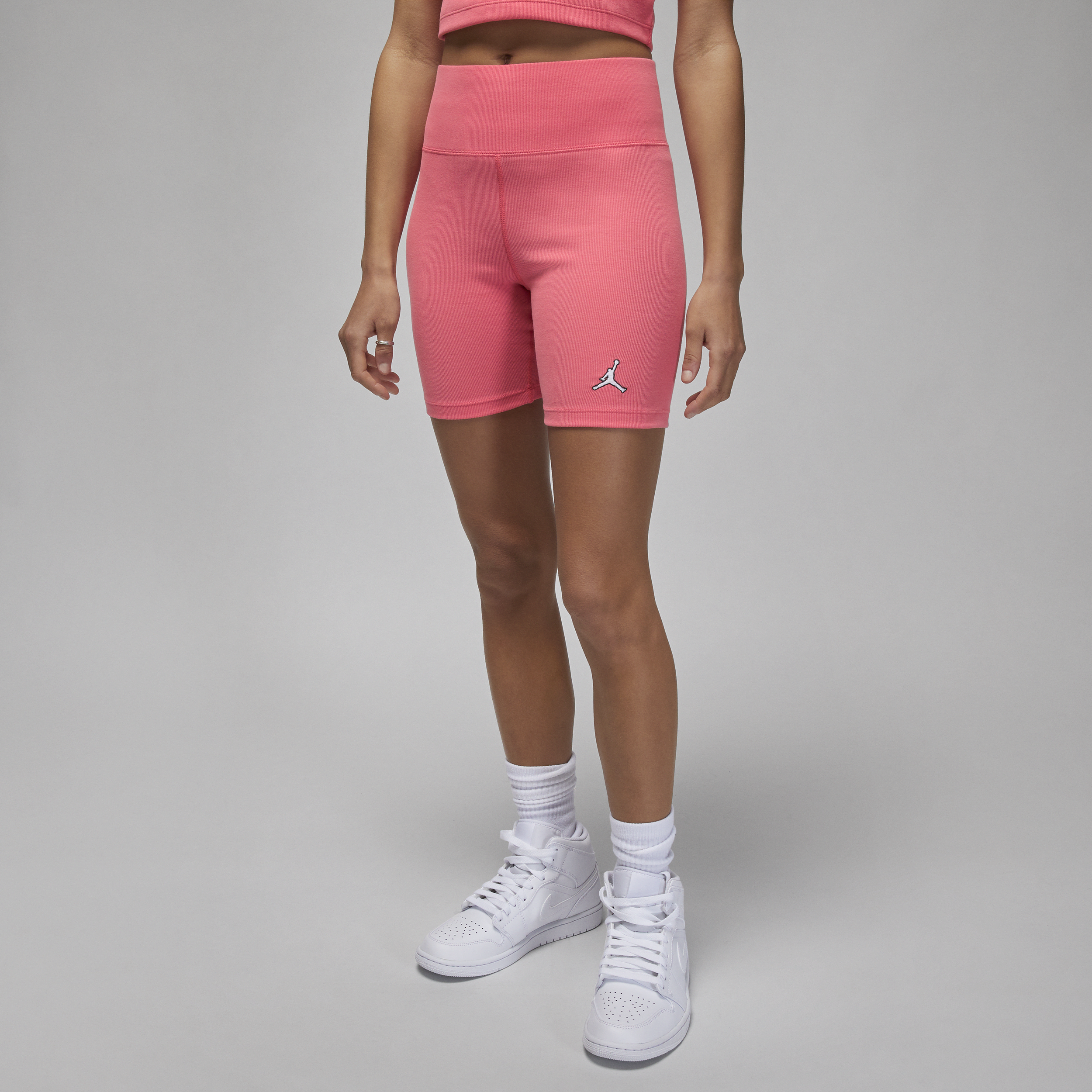 Nike Shorts da ciclista a costine Jordan – Donna - Rosa