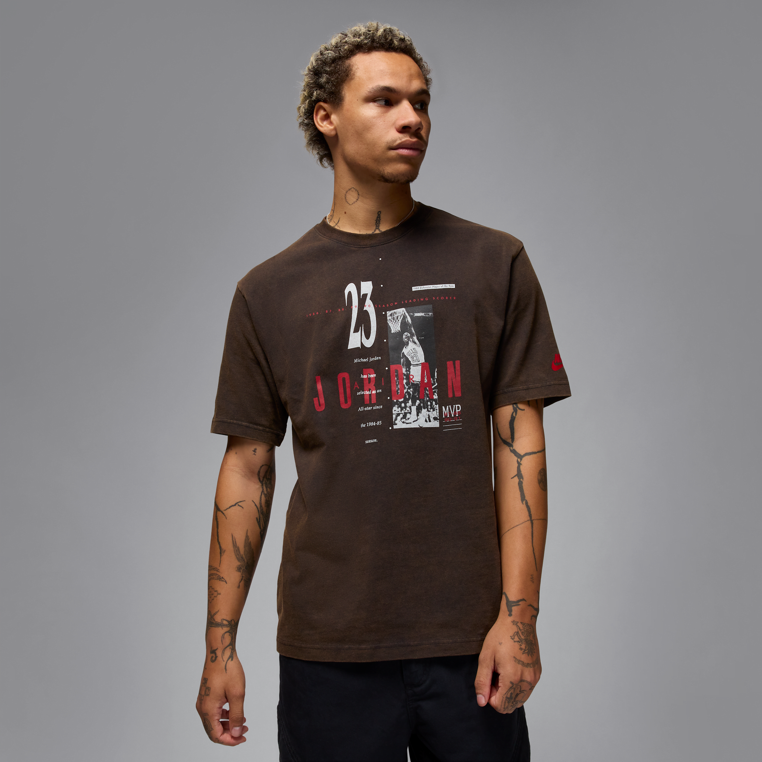 【ナイキ(NIKE)公式ストア】ジョーダン リイシュー メンズ Tシャツ HJ2356-010 ブラック 【ナイキ(NIKE)公式ストア】ジョーダン リイシュー メンズ Tシャツ HJ2356-010 ブラック