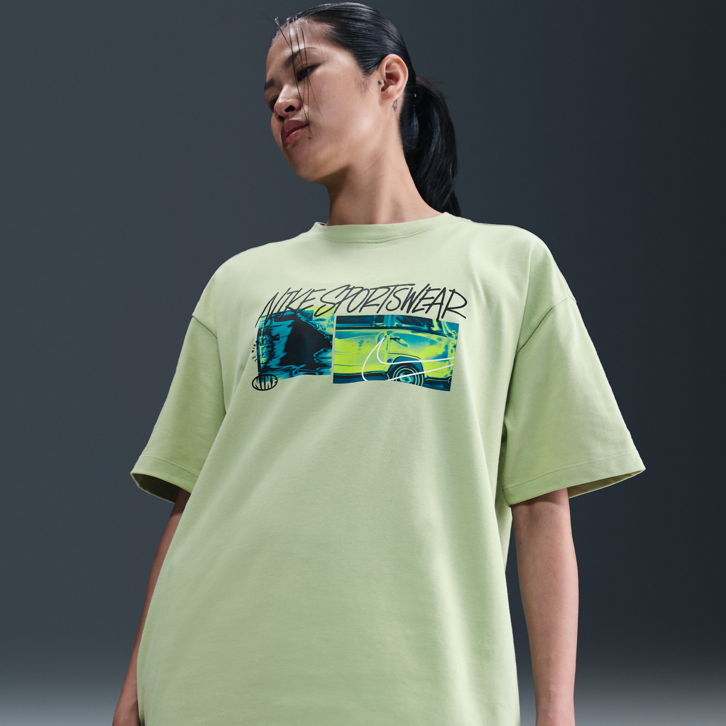【ナイキ(NIKE)公式ストア】ナイキ スポーツウェア ウィメンズ オーバーサイズド Tシャツ IB7565-343 グリーン 【ナイキ(NIKE)公式ストア】ナイキ スポーツウェア ウィメンズ オーバーサイズド Tシャツ IB7565-343 グリーン