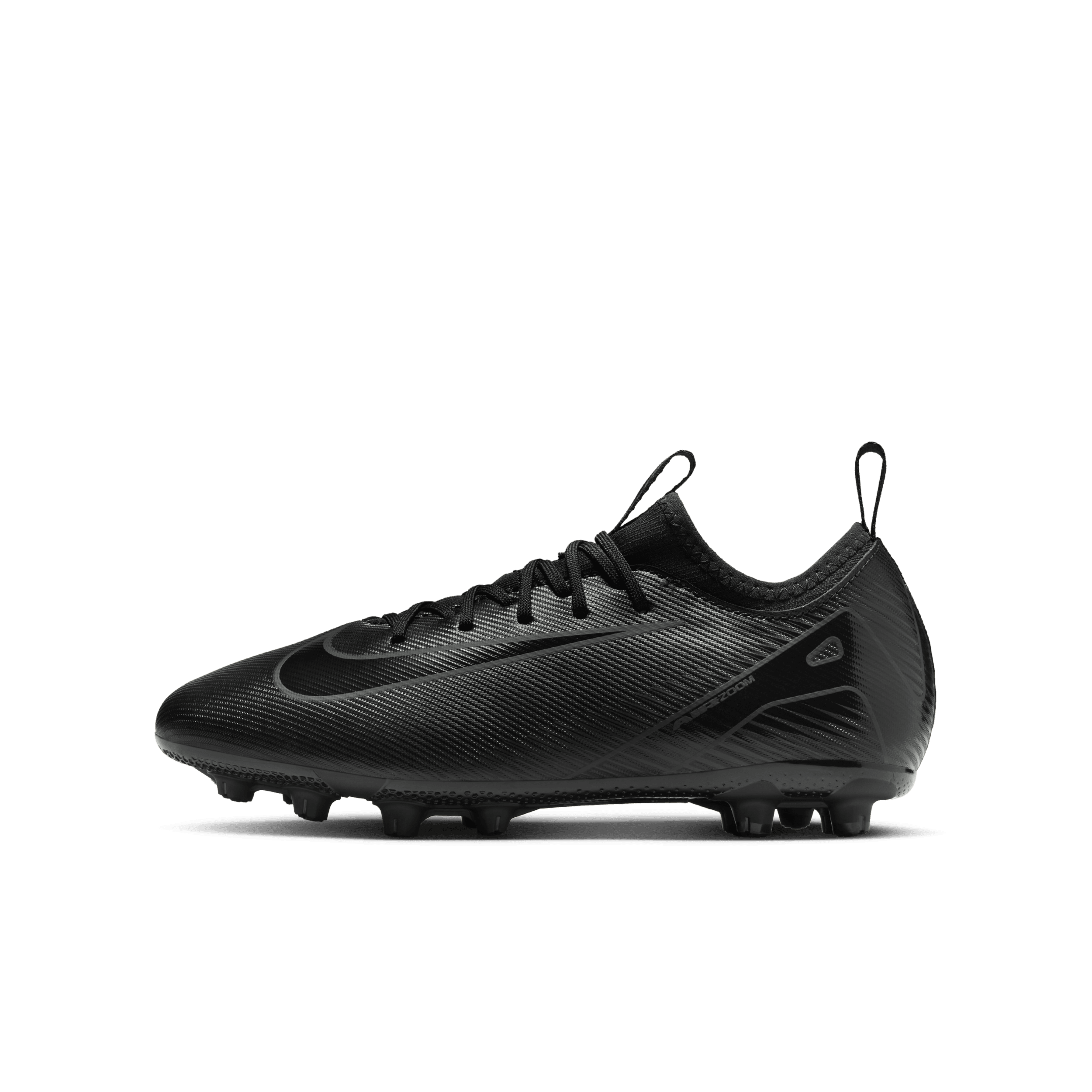 【ナイキ(NIKE)公式ストア】ナイキ ジュニア マーキュリアル ヴェイパー 16 アカデミー キッズ HG ローカット サッカースパイク FQ8407-002 ブラック 【ナイキ(NIKE)公式ストア】ナイキ ジュニア マーキュリアル ヴェイパー 16 アカデミー キッズ HG ローカット サッカースパイク FQ8407-002 ブラック