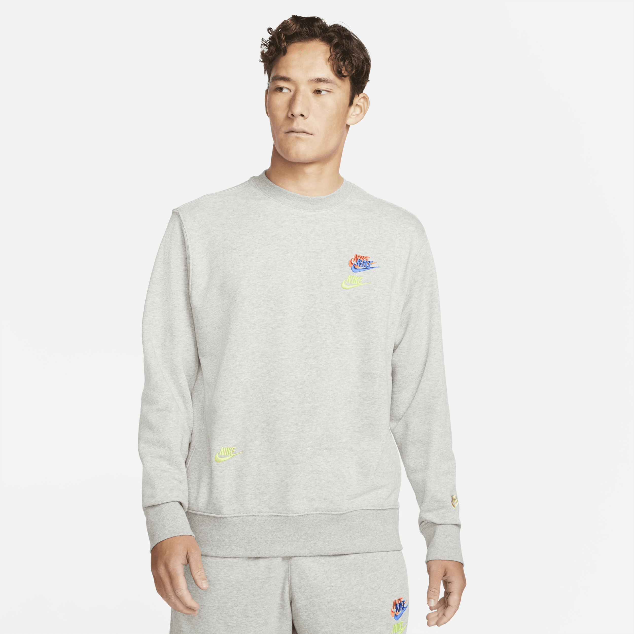 【ナイキ(NIKE)公式ストア】ナイキ スポーツウェア エッセンシャル+ メンズ フレンチ テリー クルー DJ6915-063 グレー 【ナイキ(NIKE)公式ストア】ナイキ スポーツウェア エッセンシャル+ メンズ フレンチ テリー クルー DJ6915-063 グレー