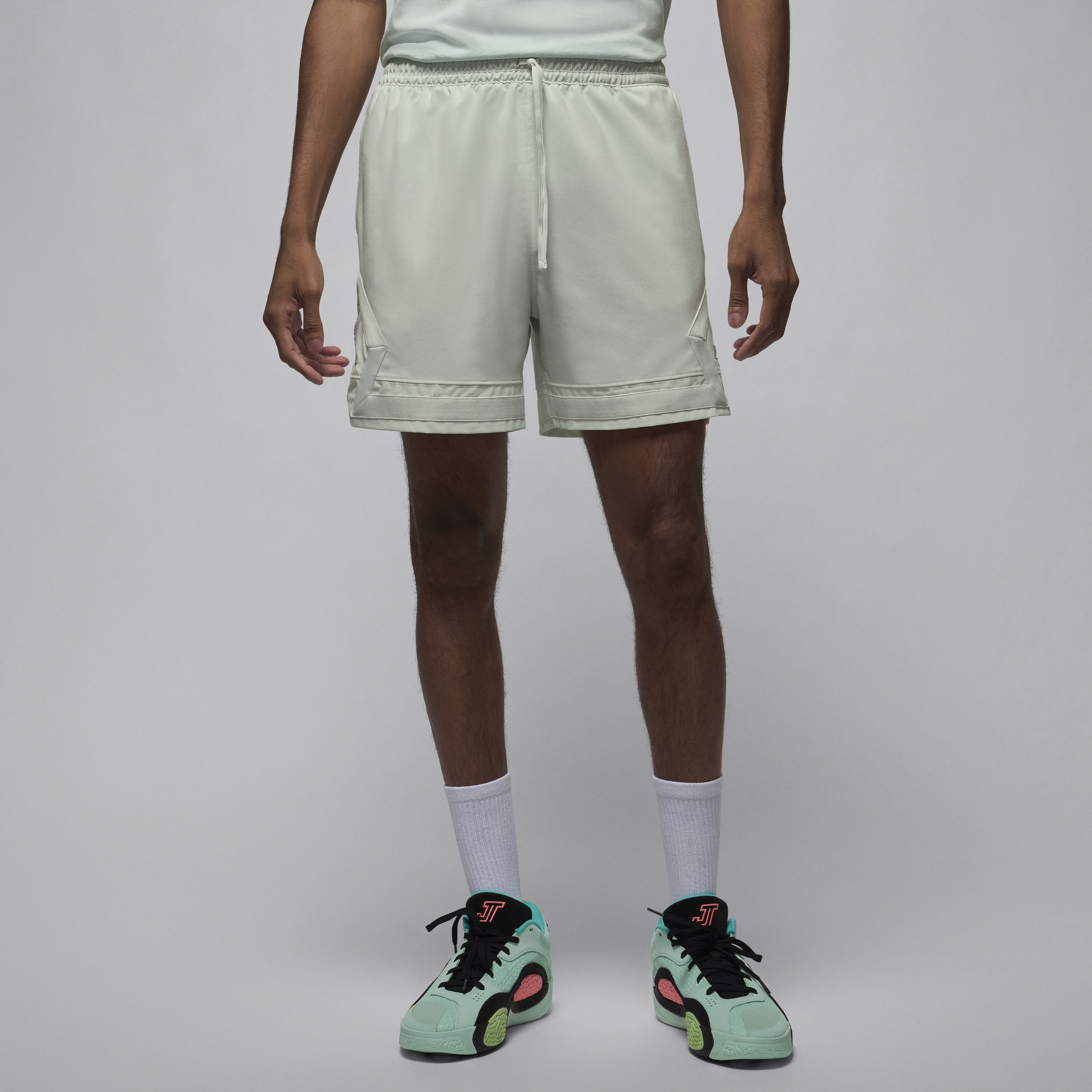 【ナイキ(NIKE)公式ストア】テイタム メンズ ダイアモンド ショートパンツ HQ4166-028 グレー 【ナイキ(NIKE)公式ストア】テイタム メンズ ダイアモンド ショートパンツ HQ4166-028 グレー