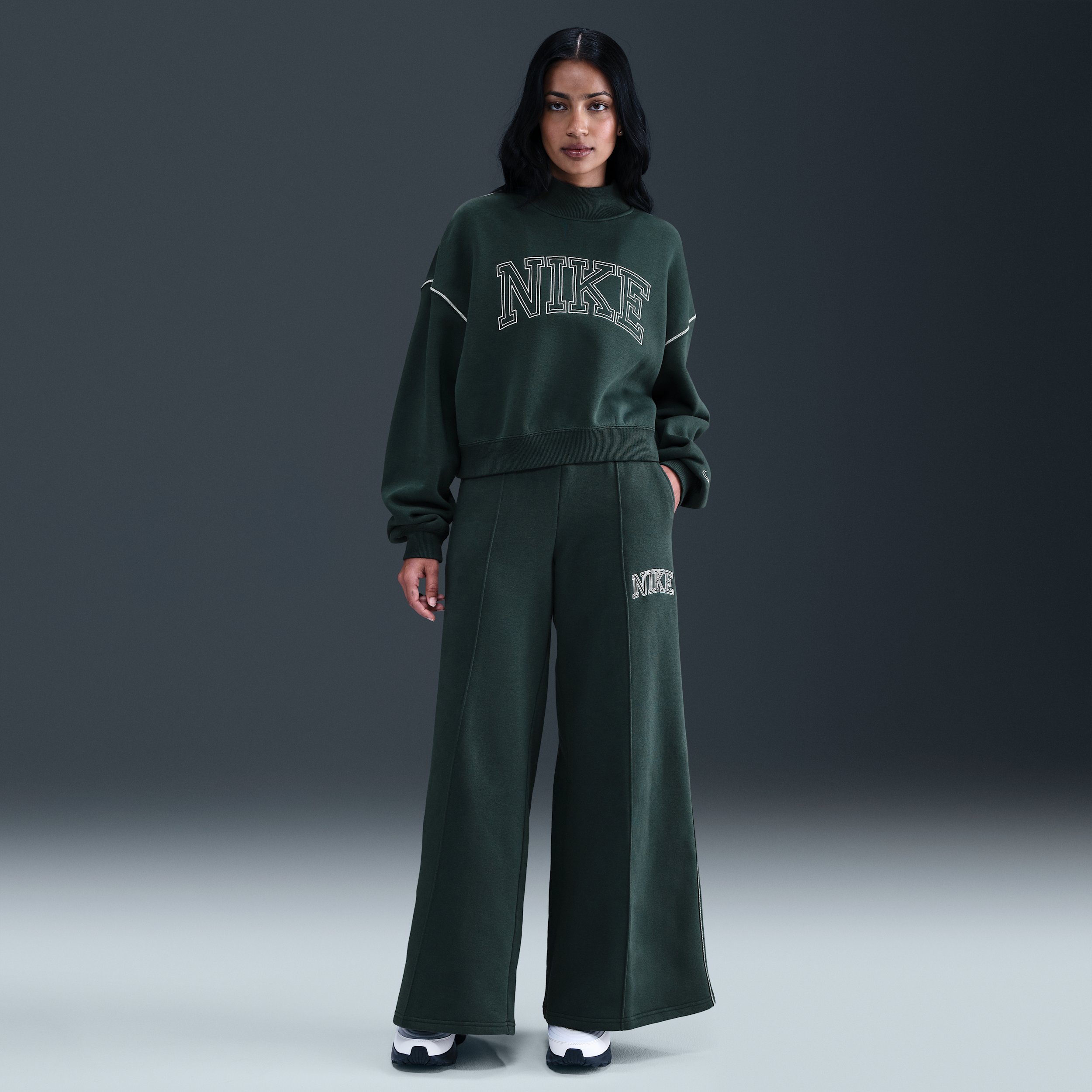 Nike Phoenix Fleece Pantalón de chándal de pierna ancha - Mujer - Verde