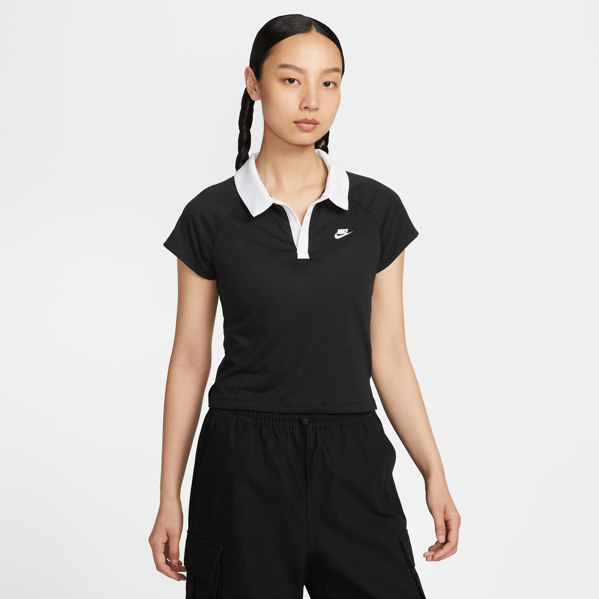 【ナイキ(NIKE)公式ストア】ナイキ スポーツウェア ウィメンズ スリム レトロ ポロ トップ IH8503-010 ブラック 【ナイキ(NIKE)公式ストア】ナイキ スポーツウェア ウィメンズ スリム レトロ ポロ トップ IH8503-010 ブラック