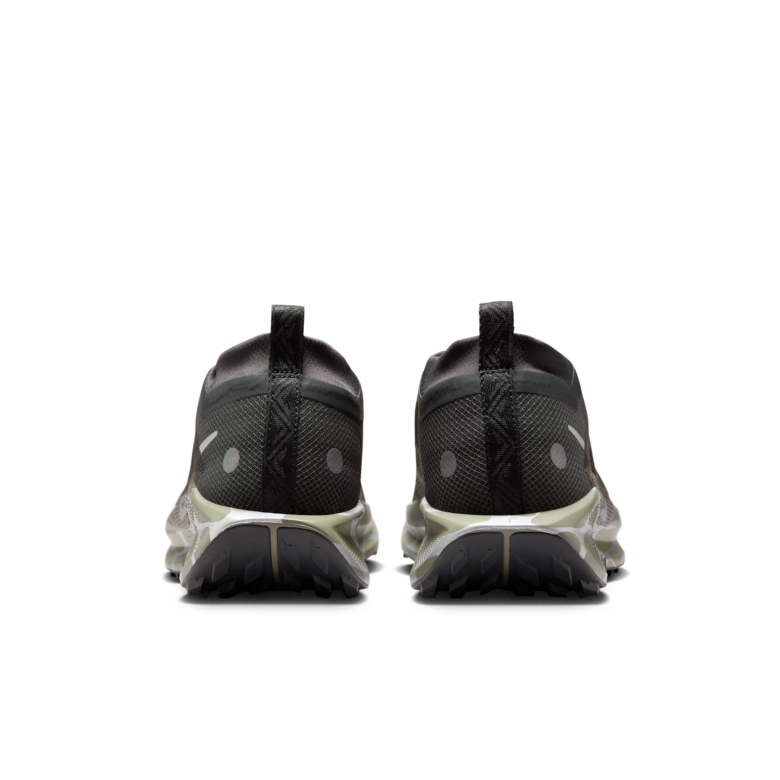 Nike Pegasus Trail 5 GORE-TEX Men's Waterproof Trail Running Shoes product image