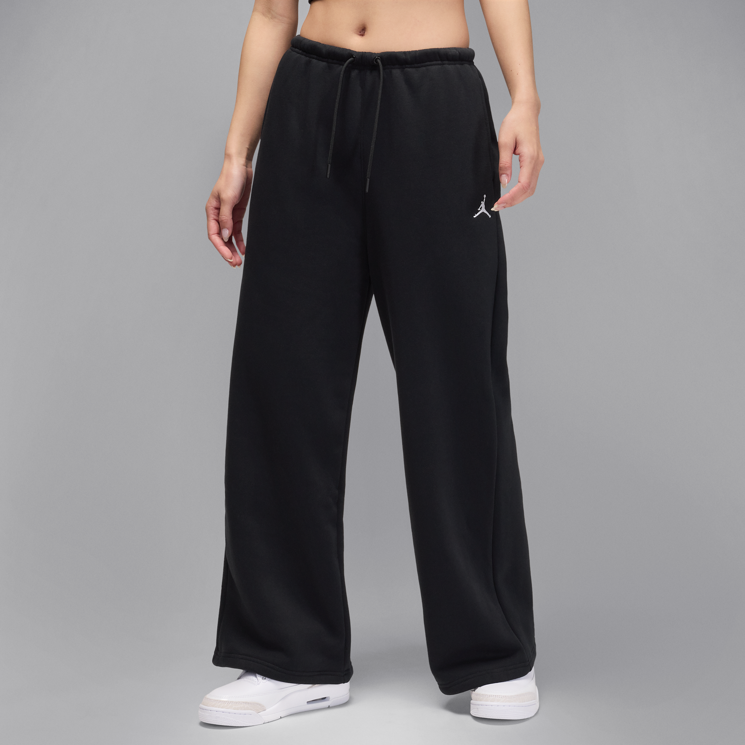 【ナイキ（NIKE）公式ストア】ジョーダン ブルックリン フリース ウィメンズ オープンヘム パンツ IH2395-010 ブラック