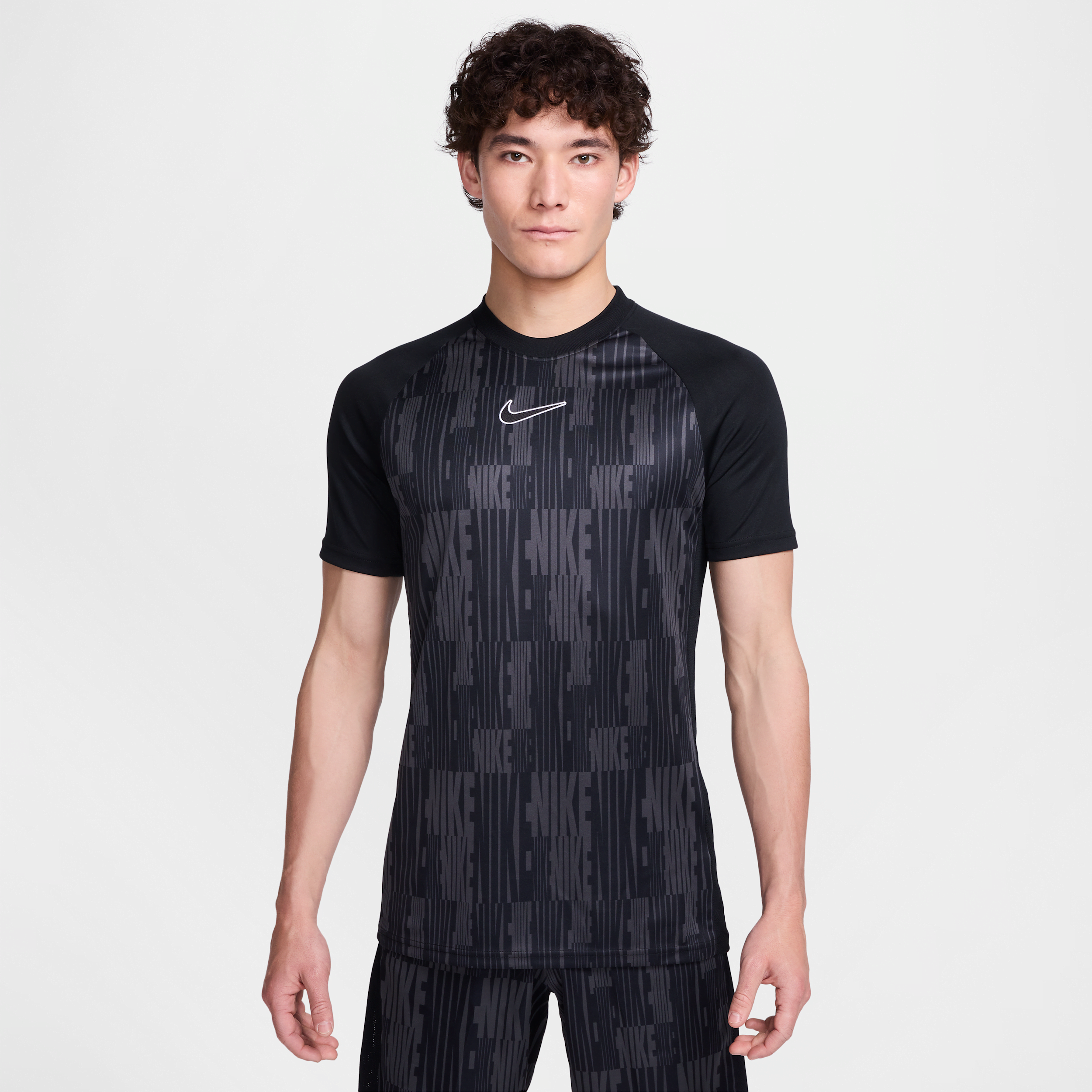 【ナイキ(NIKE)公式ストア】ナイキ アカデミー メンズ Dri-FIT ショートスリーブ サッカートップ HJ3767-010 ブラック 【ナイキ(NIKE)公式ストア】ナイキ アカデミー メンズ Dri-FIT ショートスリーブ サッカートップ HJ3767-010 ブラック