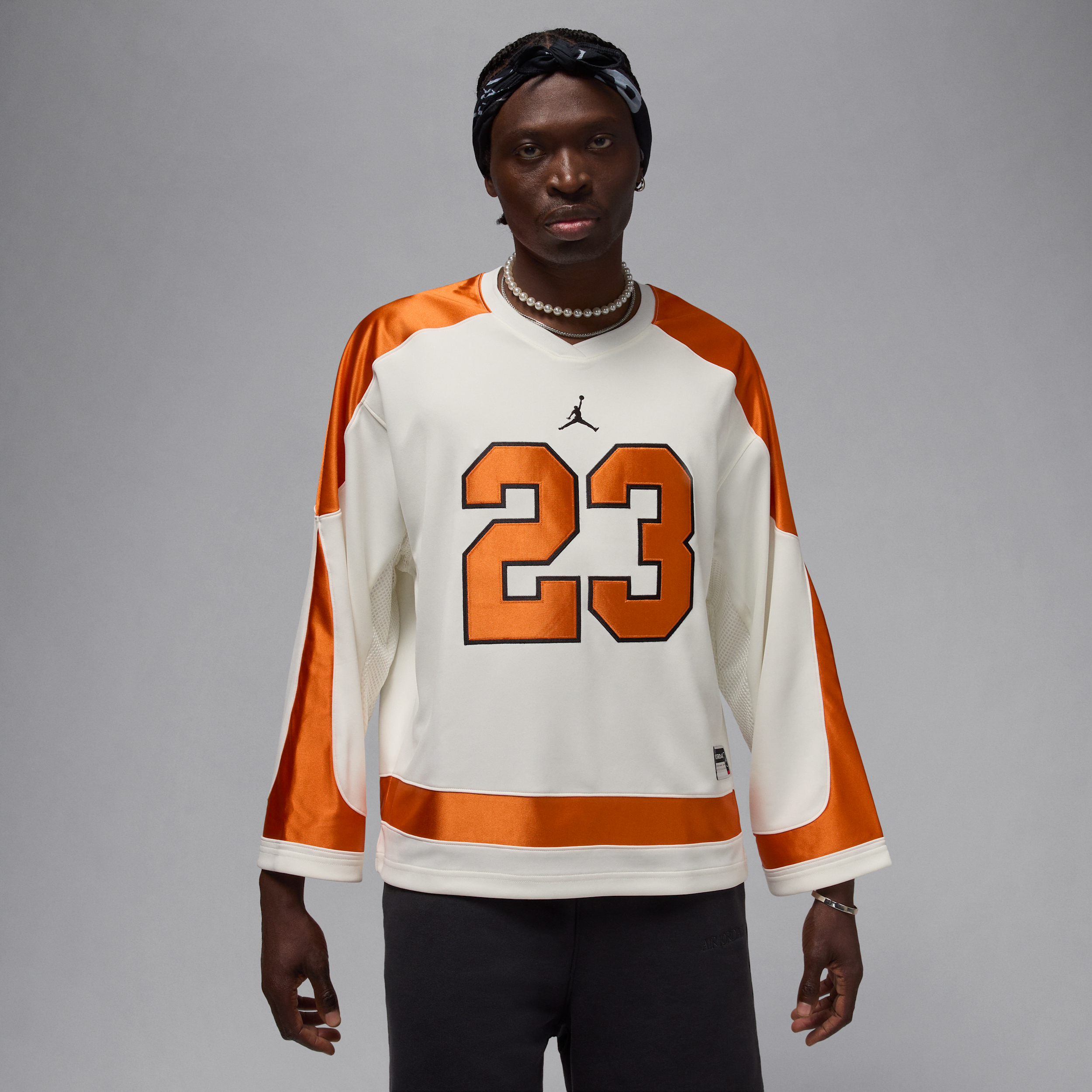 【ナイキ(NIKE)公式ストア】ジョーダン ブルックリン メンズ カレッジエイト ホッケージャージー HV0109-133 ホワイト 【ナイキ(NIKE)公式ストア】ジョーダン ブルックリン メンズ カレッジエイト ホッケージャージー HV0109-133 ホワイト