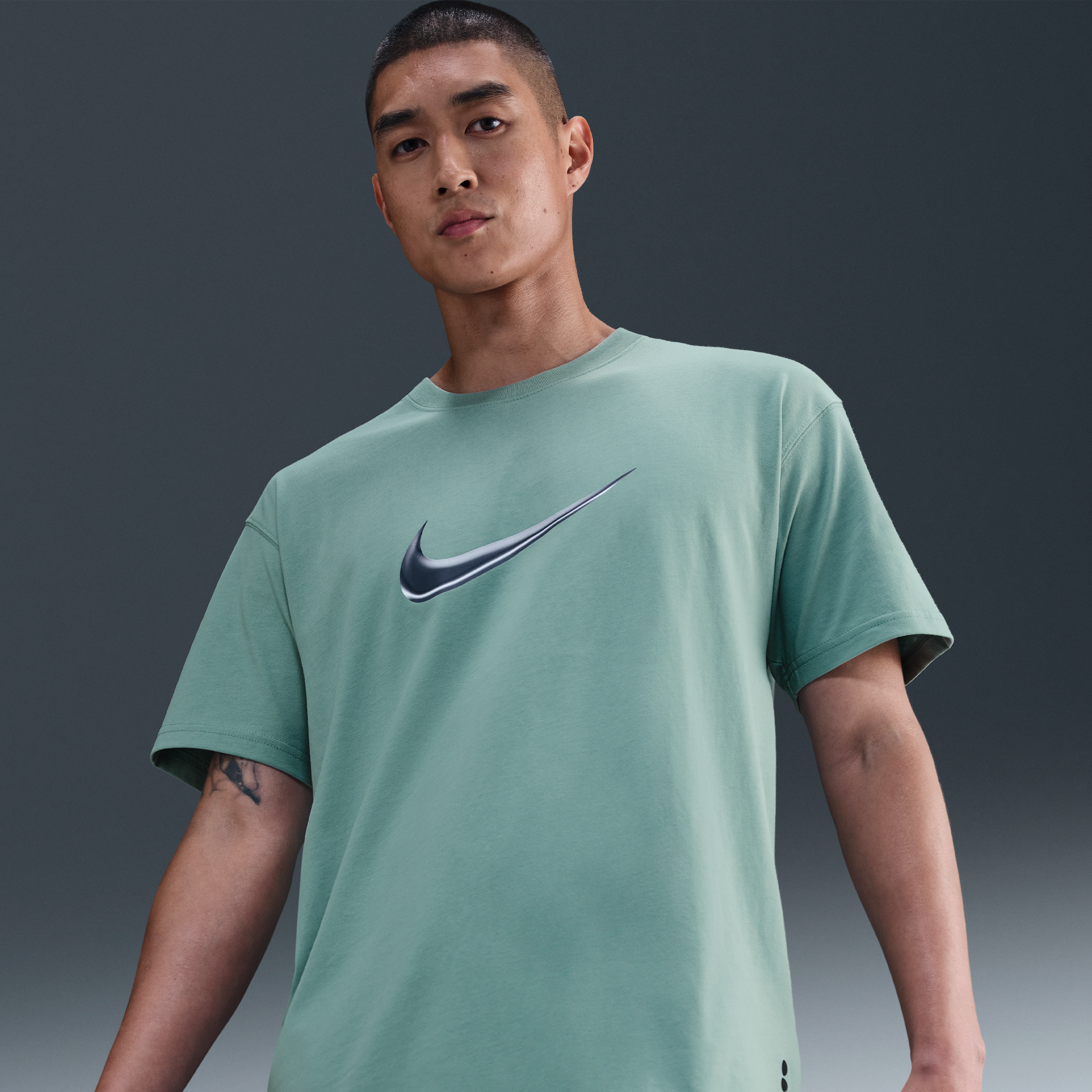 【ナイキ(NIKE)公式ストア】ナイキ スポーツウェア メンズ マックス90 Tシャツ IH6233-017 グリーン 【ナイキ(NIKE)公式ストア】ナイキ スポーツウェア メンズ マックス90 Tシャツ IH6233-017 グリーン