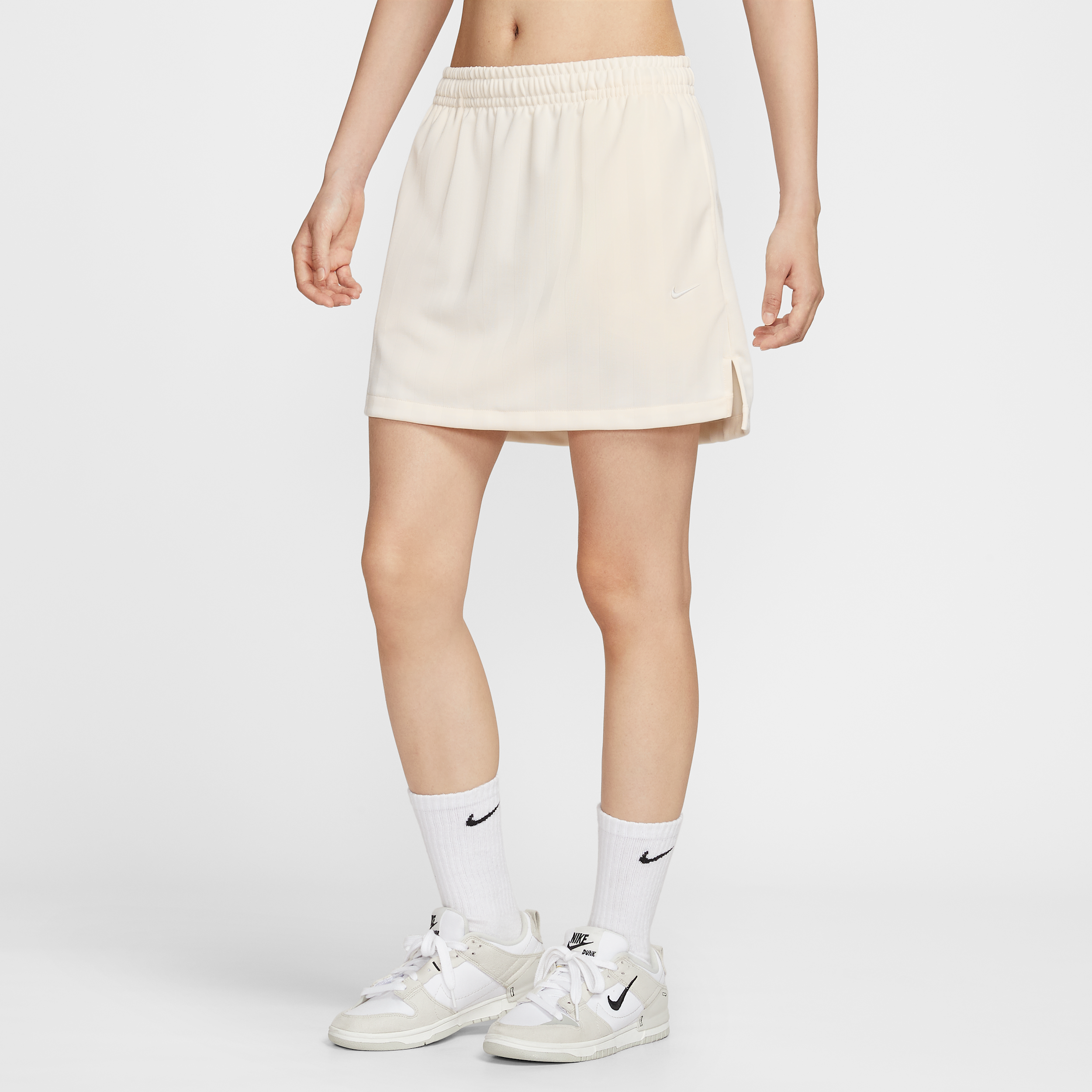【ナイキ(NIKE)公式ストア】ナイキ スポーツウェア ウィメンズ ジャカード ストライプ スカート IF1651-110 ブラウン 【ナイキ(NIKE)公式ストア】ナイキ スポーツウェア ウィメンズ ジャカード ストライプ スカート IF1651-110 ブラウン