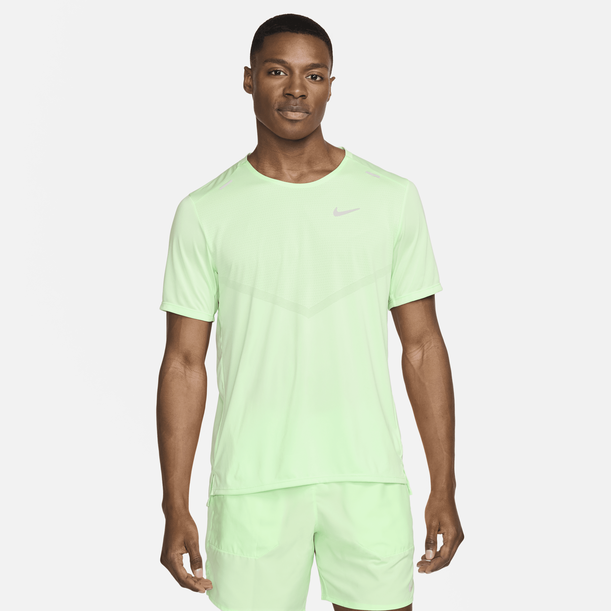 Maglia da running Dri-FIT a manica corta Nike Rise 365 – Uomo - Verde