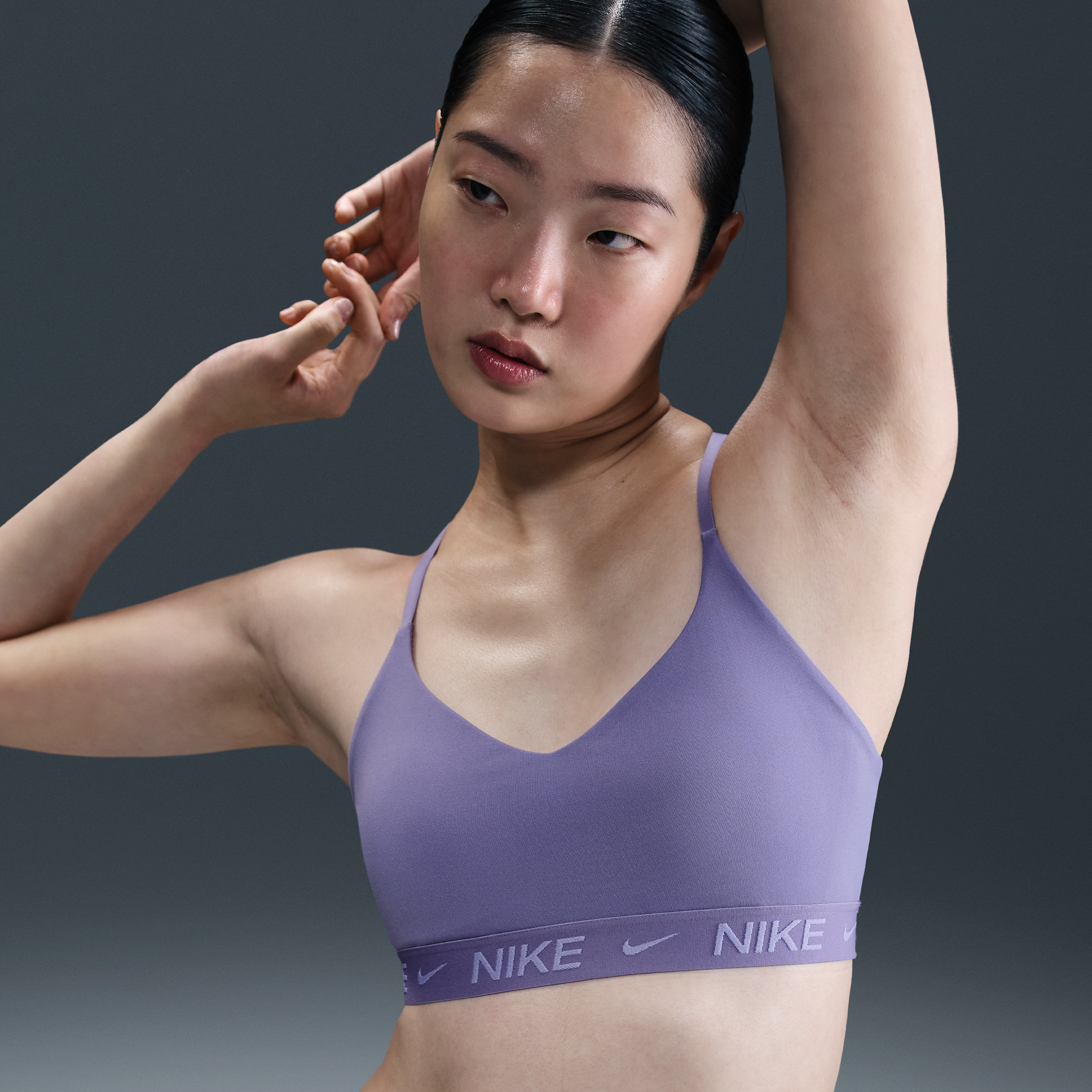 【ナイキ(NIKE)公式ストア】ナイキ インディ ライトサポート ウィメンズ パッディド アジャスタブル スポーツブラ FD1063-527 パープル 【ナイキ(NIKE)公式ストア】ナイキ インディ ライトサポート ウィメンズ パッディド アジャスタブル スポーツブラ FD1063-527 パープル