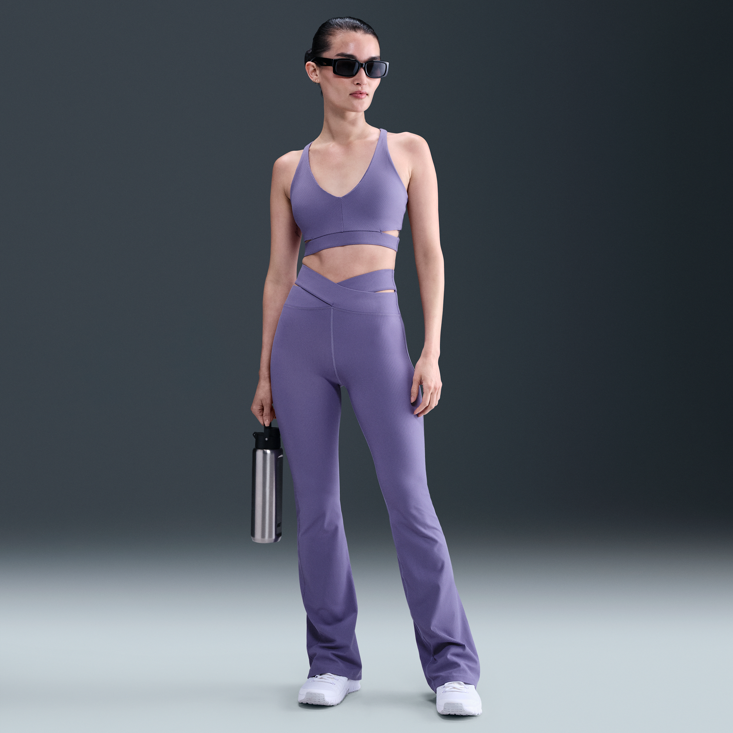 【ナイキ(NIKE)公式ストア】ナイキ ゼンビー リブ ウィメンズ ジェントルサポート ハイウエスト フレアード レギンス HJ1847-527 パープル 【ナイキ(NIKE)公式ストア】ナイキ ゼンビー リブ ウィメンズ ジェントルサポート ハイウエスト フレアード レギンス HJ1847-527 パープル