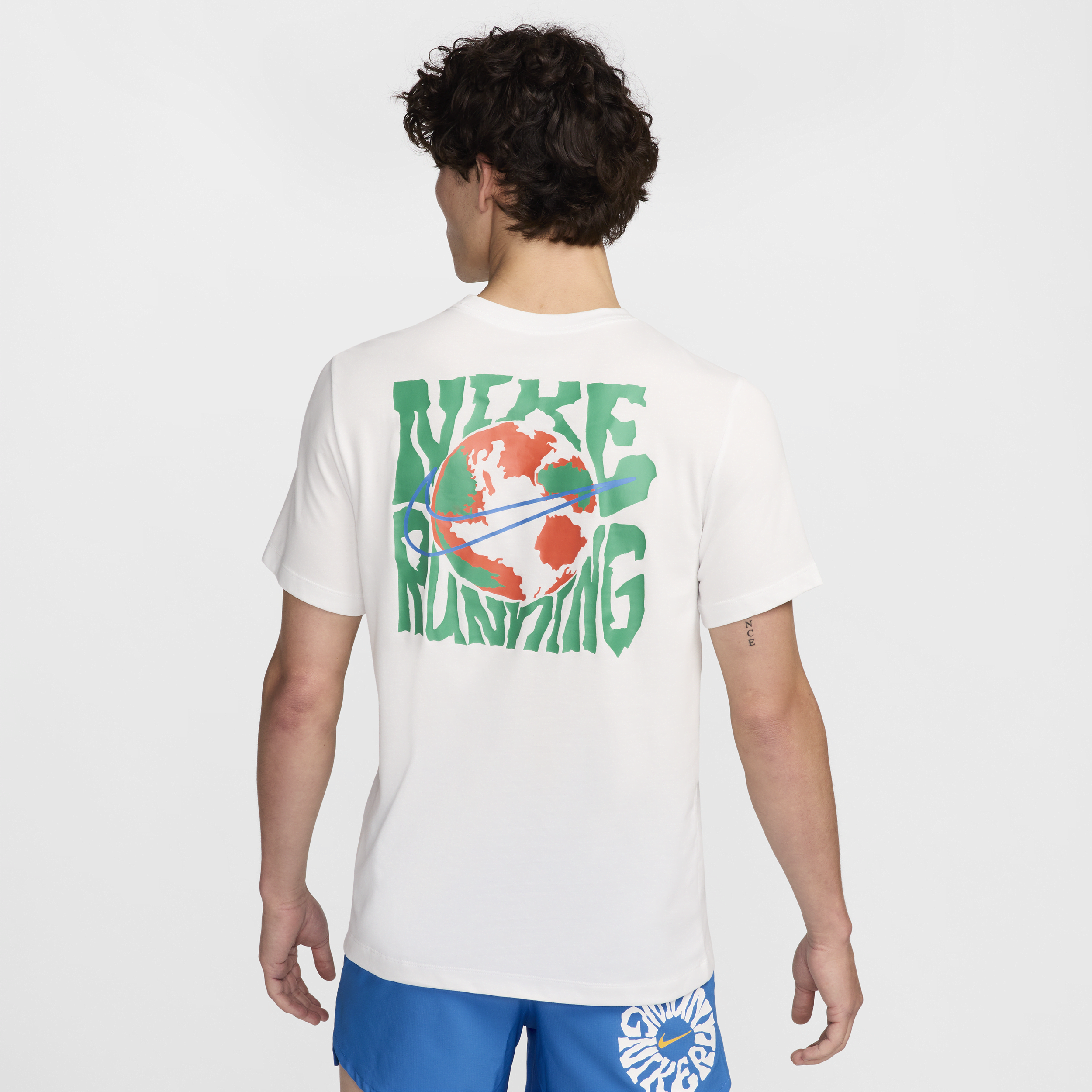 【ナイキ(NIKE)公式ストア】ナイキ メンズ Dri-FIT ランニング Tシャツ FZ8064-121 ホワイト 【ナイキ(NIKE)公式ストア】ナイキ メンズ Dri-FIT ランニング Tシャツ FZ8064-121 ホワイト