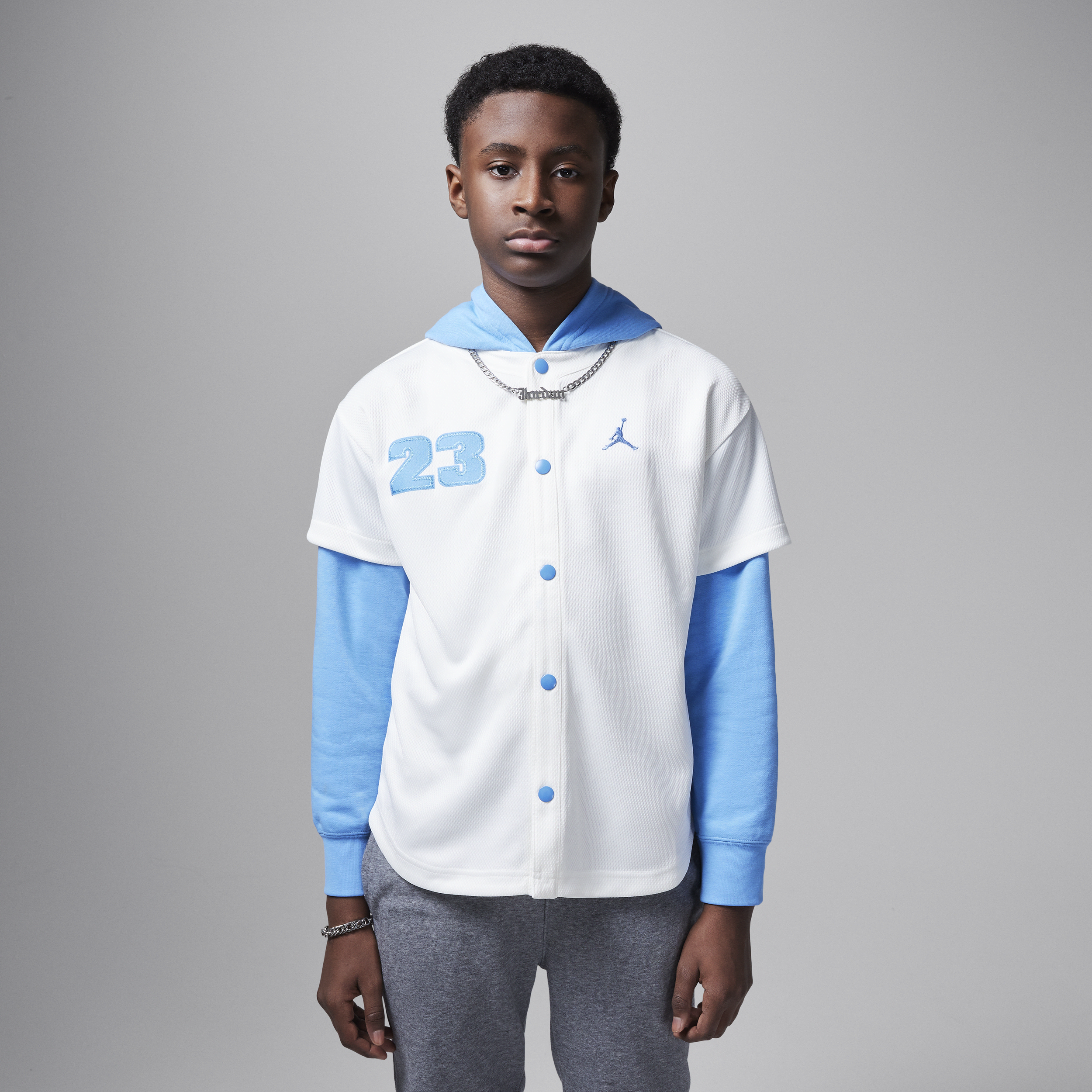 【ナイキ(NIKE)公式ストア】ジョーダン ジュニア フーデッド ジャンプマン ベースボールプルオーバー HQ7130-133 ホワイト 【ナイキ(NIKE)公式ストア】ジョーダン ジュニア フーデッド ジャンプマン ベースボールプルオーバー HQ7130-133 ホワイト