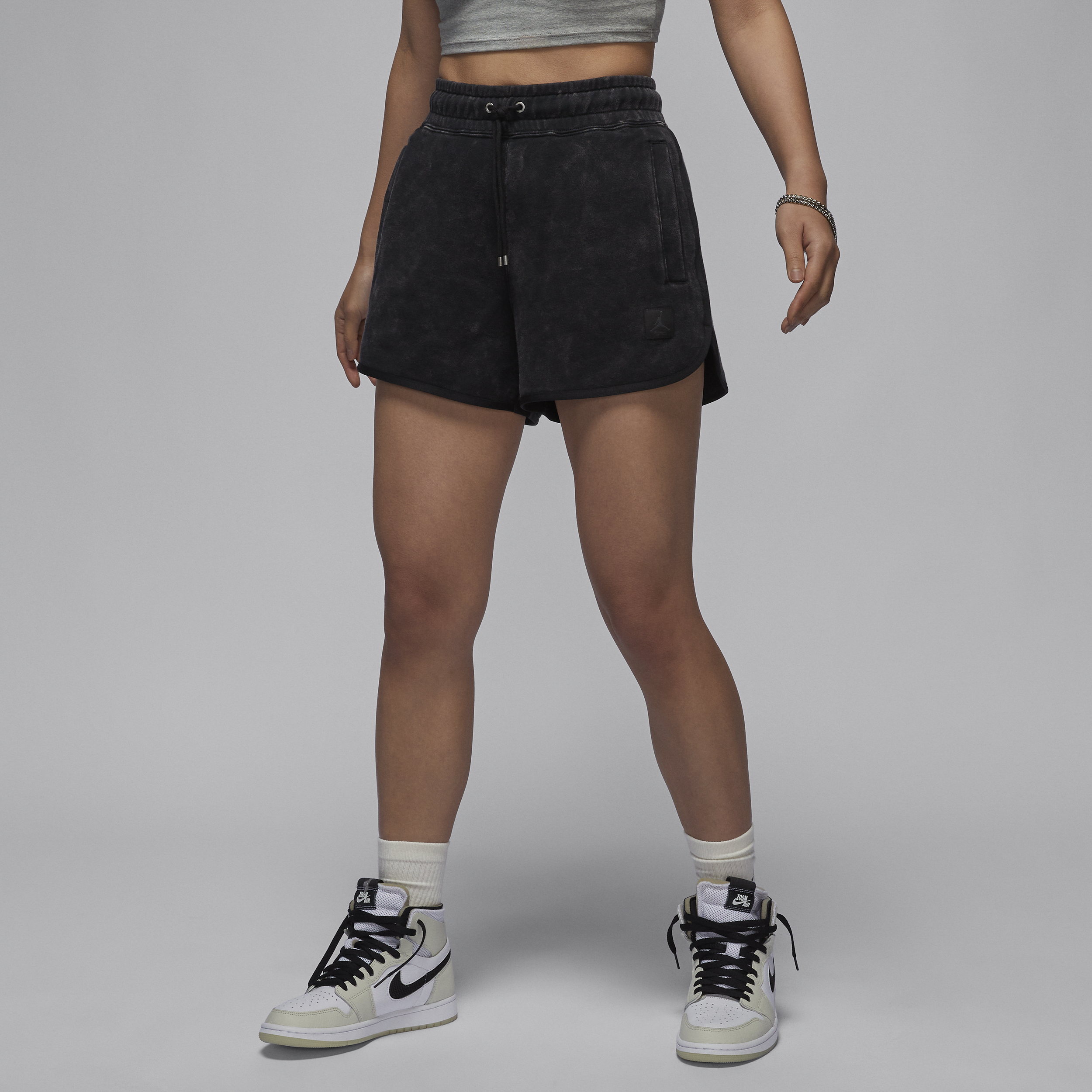 【ナイキ(NIKE)公式ストア】ジョーダン フライト フリース ウィメンズショートパンツ FN5748-010 ブラック 【ナイキ(NIKE)公式ストア】ジョーダン フライト フリース ウィメンズショートパンツ FN5748-010 ブラック