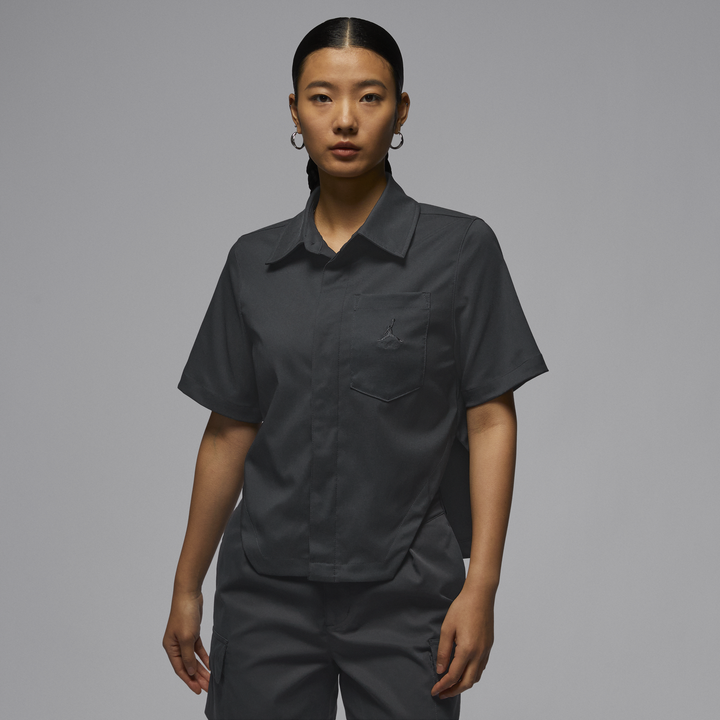 【ナイキ(NIKE)公式ストア】ジョーダン ウィメンズ ウーブン クロップ トップ FN5767-045 ブラック 【ナイキ(NIKE)公式ストア】ジョーダン ウィメンズ ウーブン クロップ トップ FN5767-045 ブラック